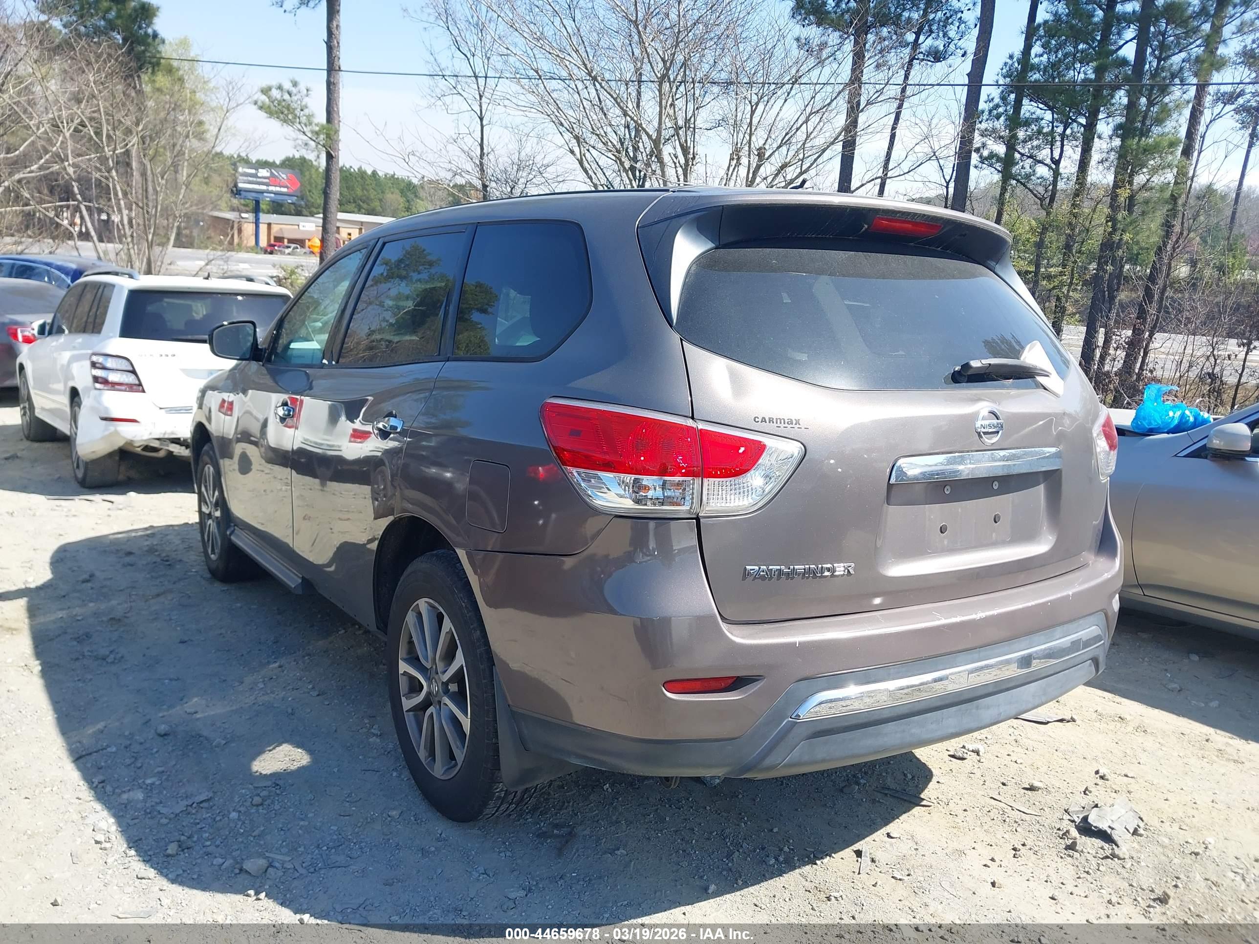 NISSAN PATHFINDER image 3