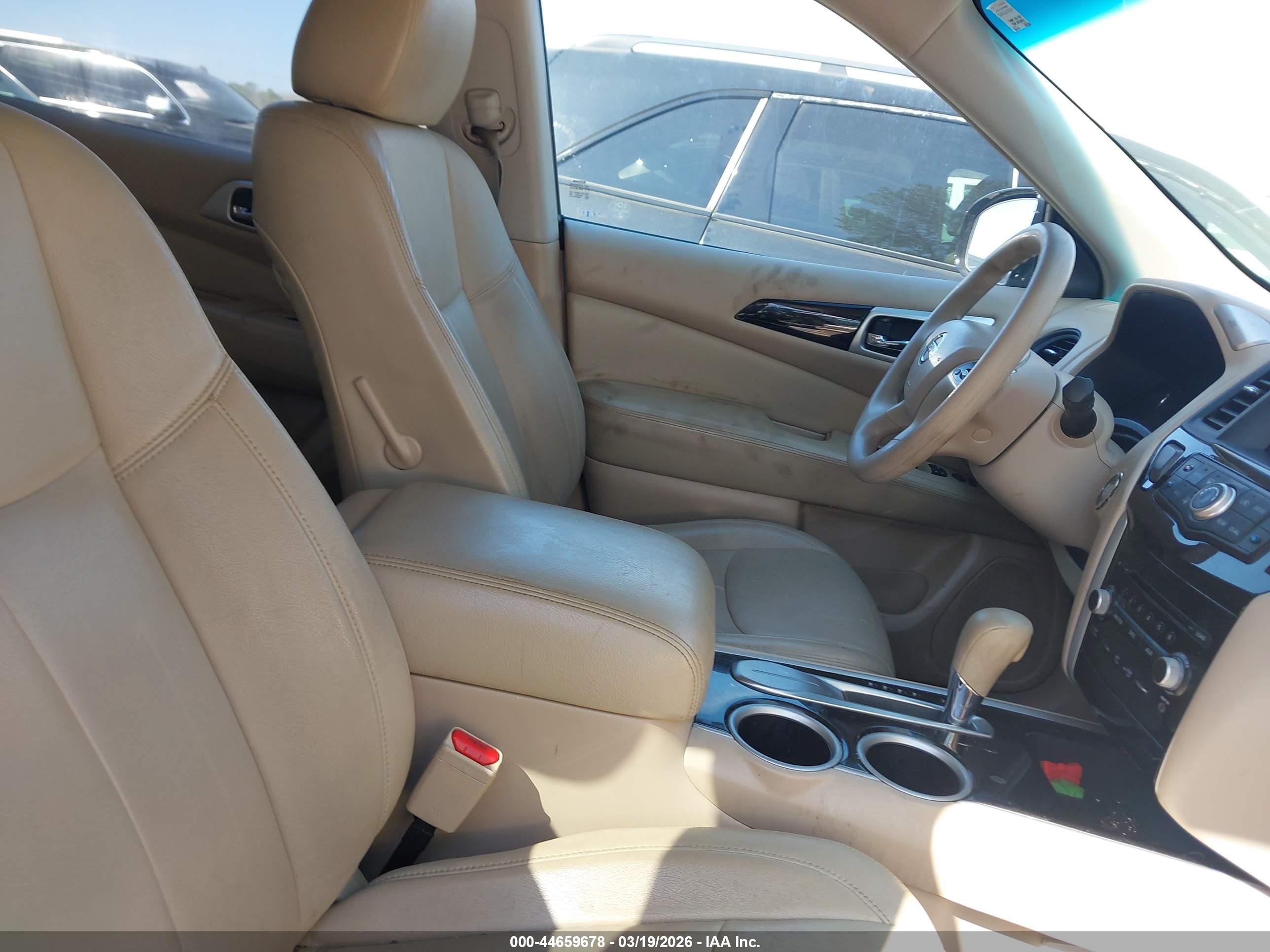 NISSAN PATHFINDER image 5