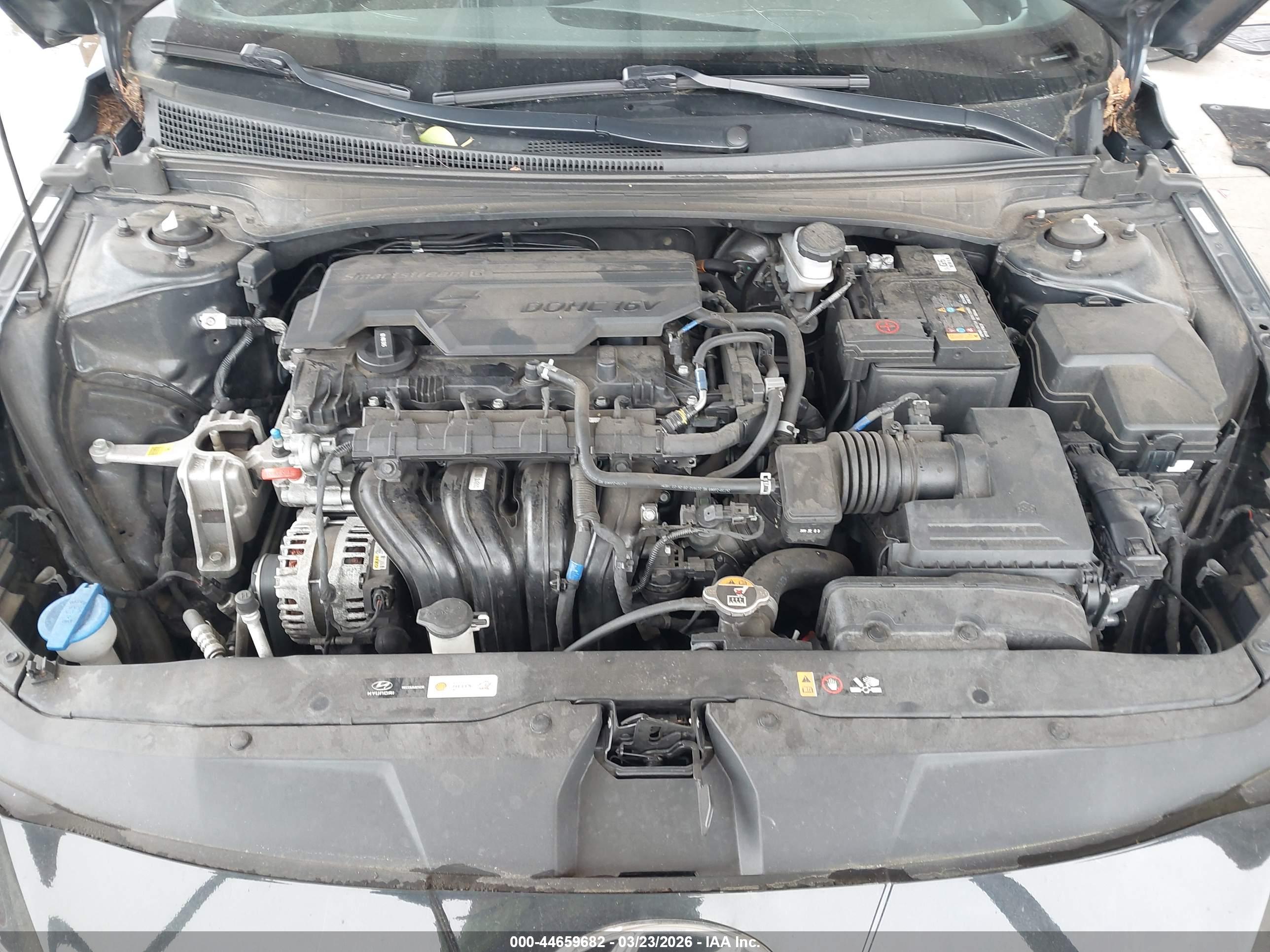 HYUNDAI ELANTRA image 10