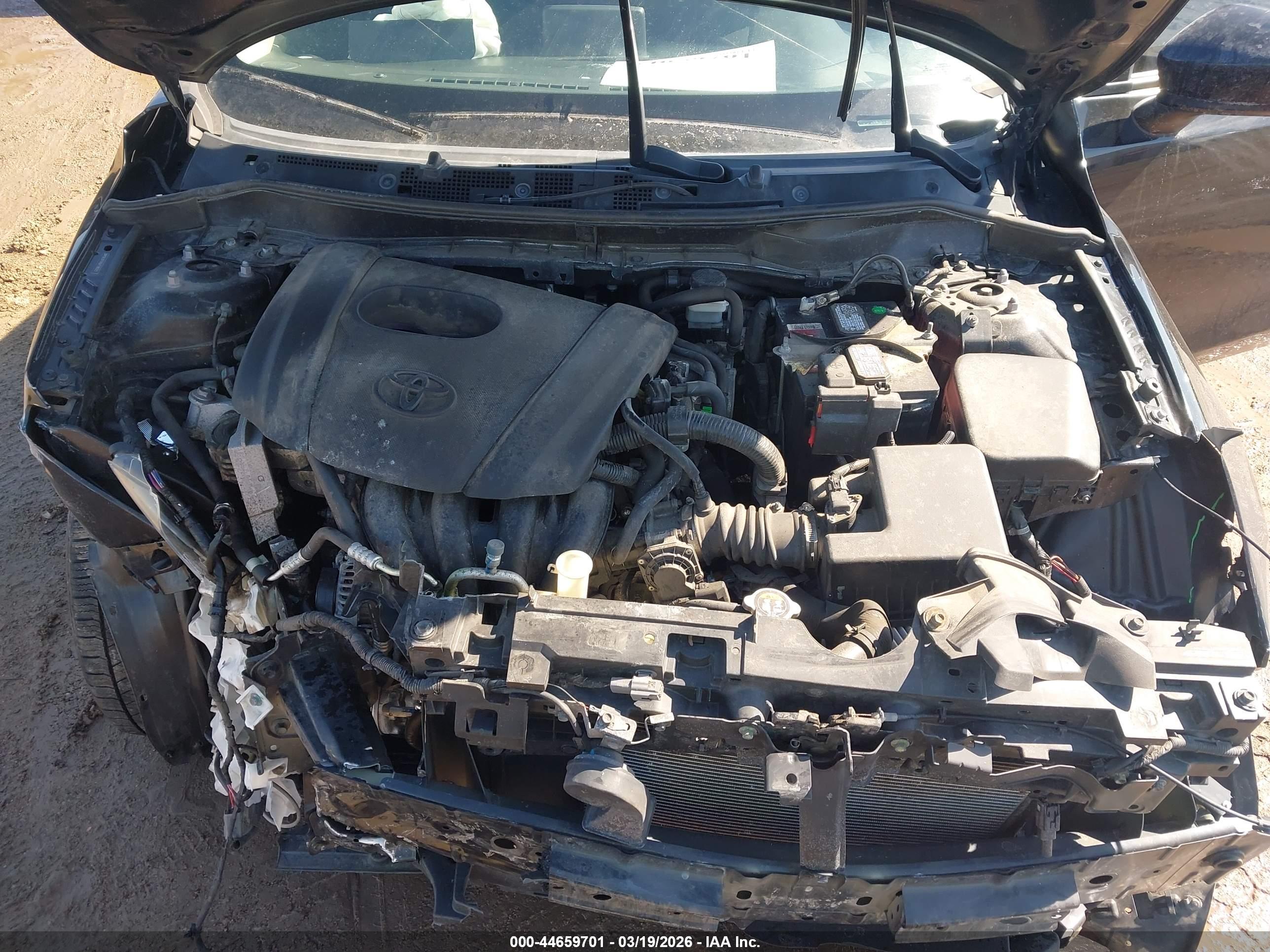 TOYOTA YARIS image 10