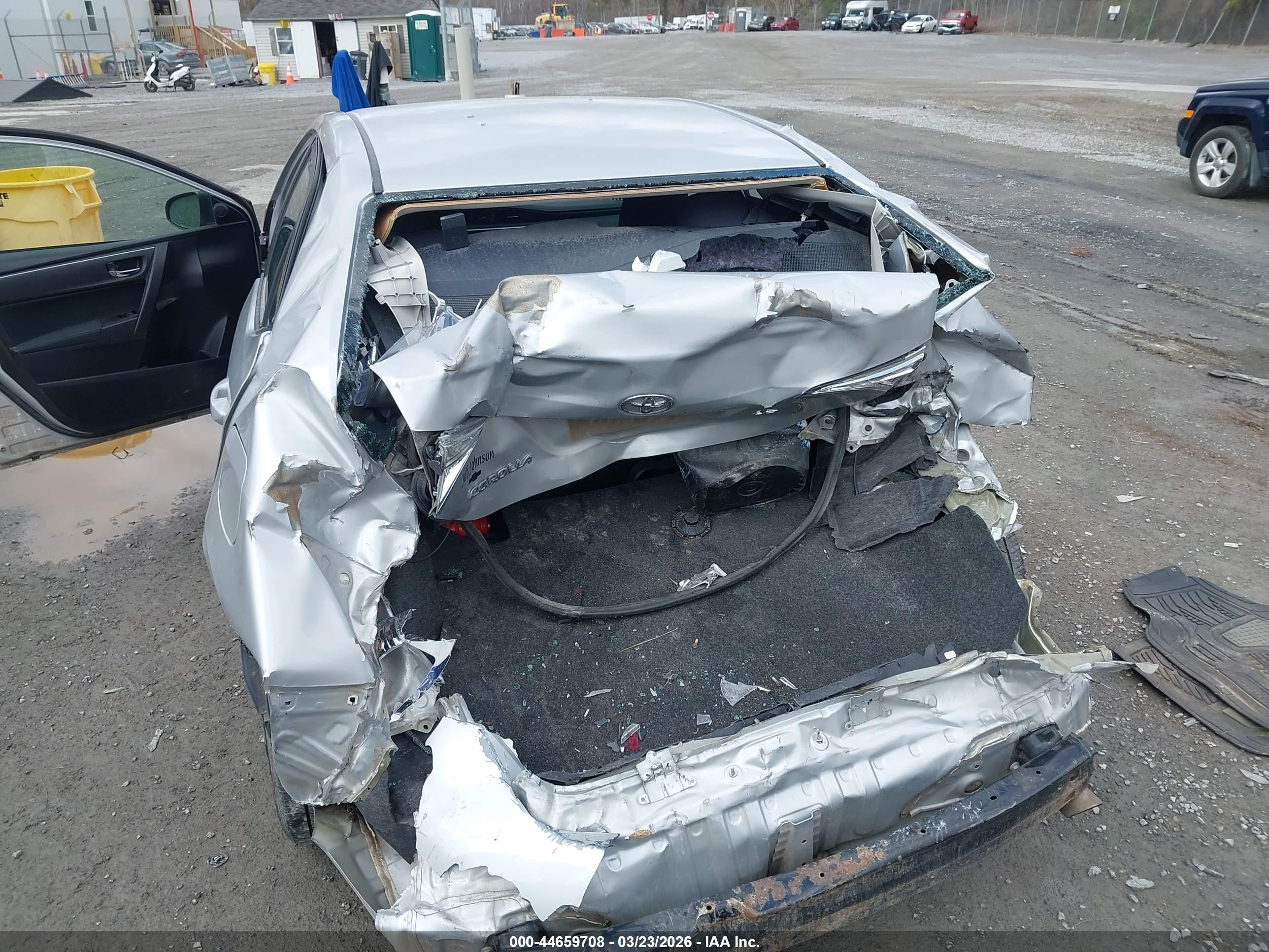 TOYOTA COROLLA image 6