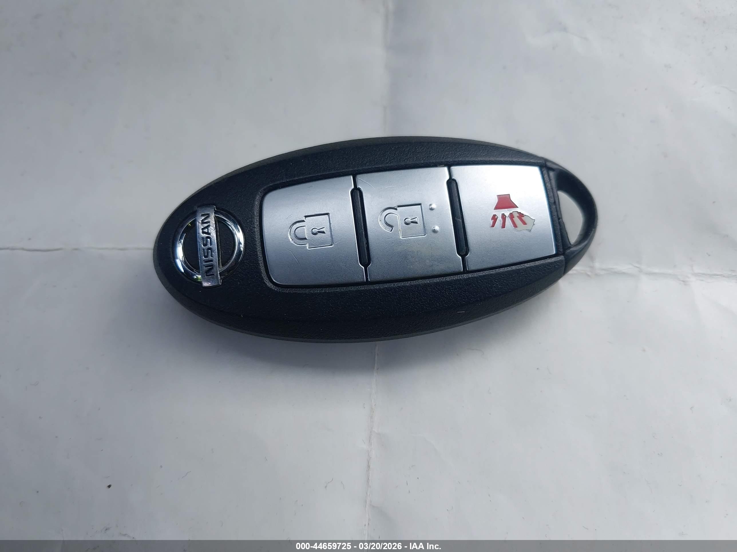 NISSAN ROGUE image 11