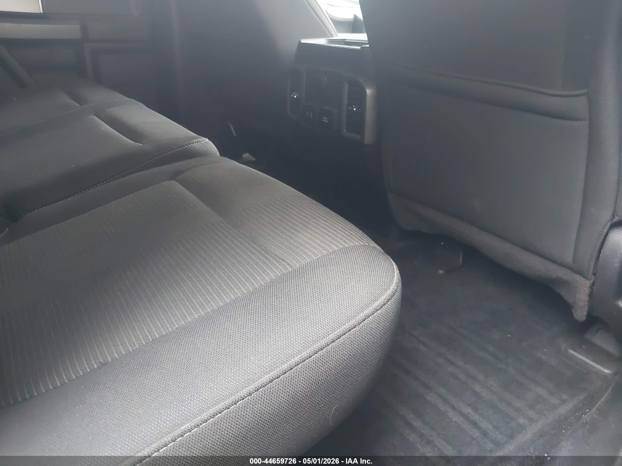 FORD F-150 image 8