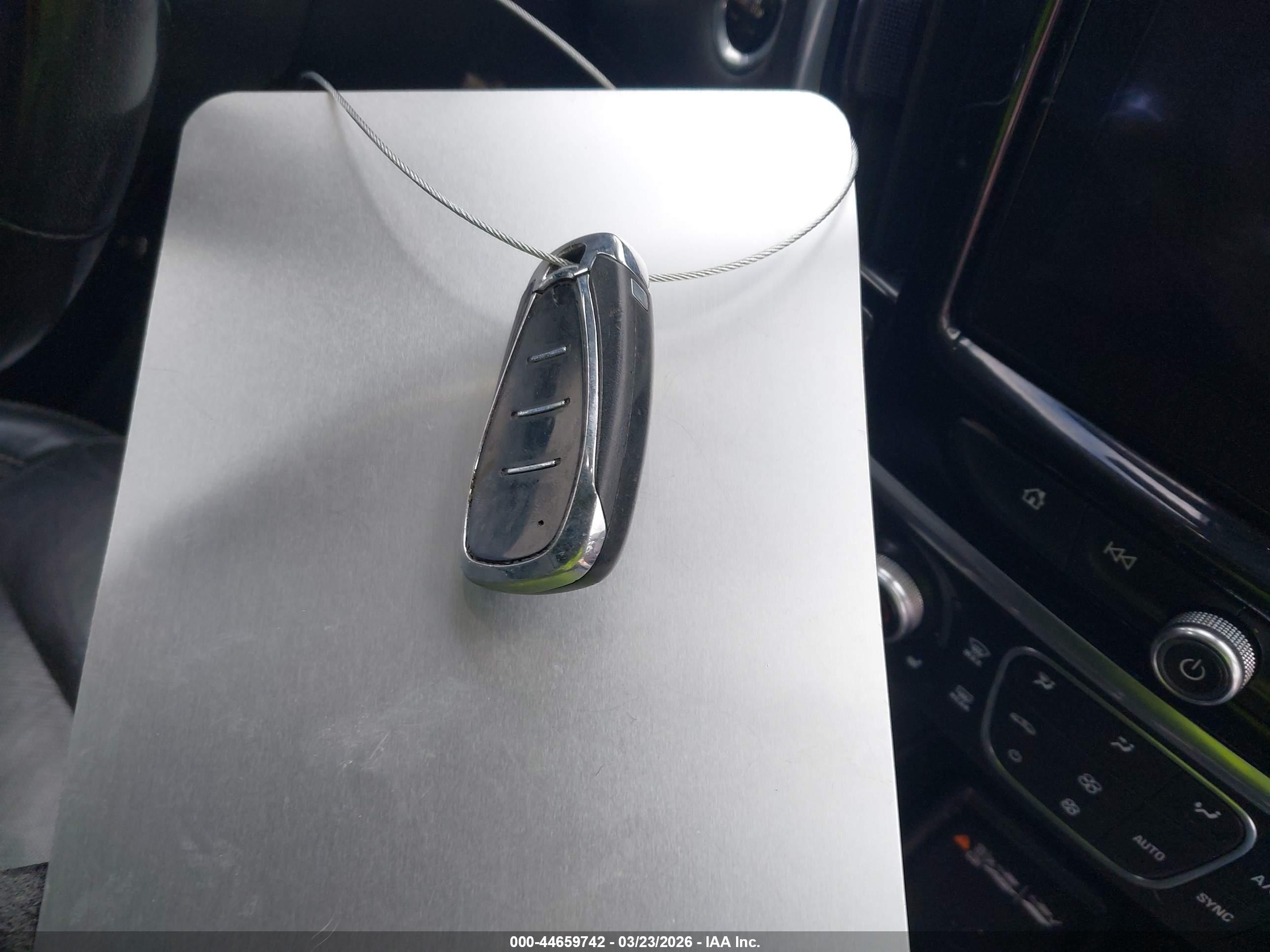 CHEVROLET TRAVERSE image 11