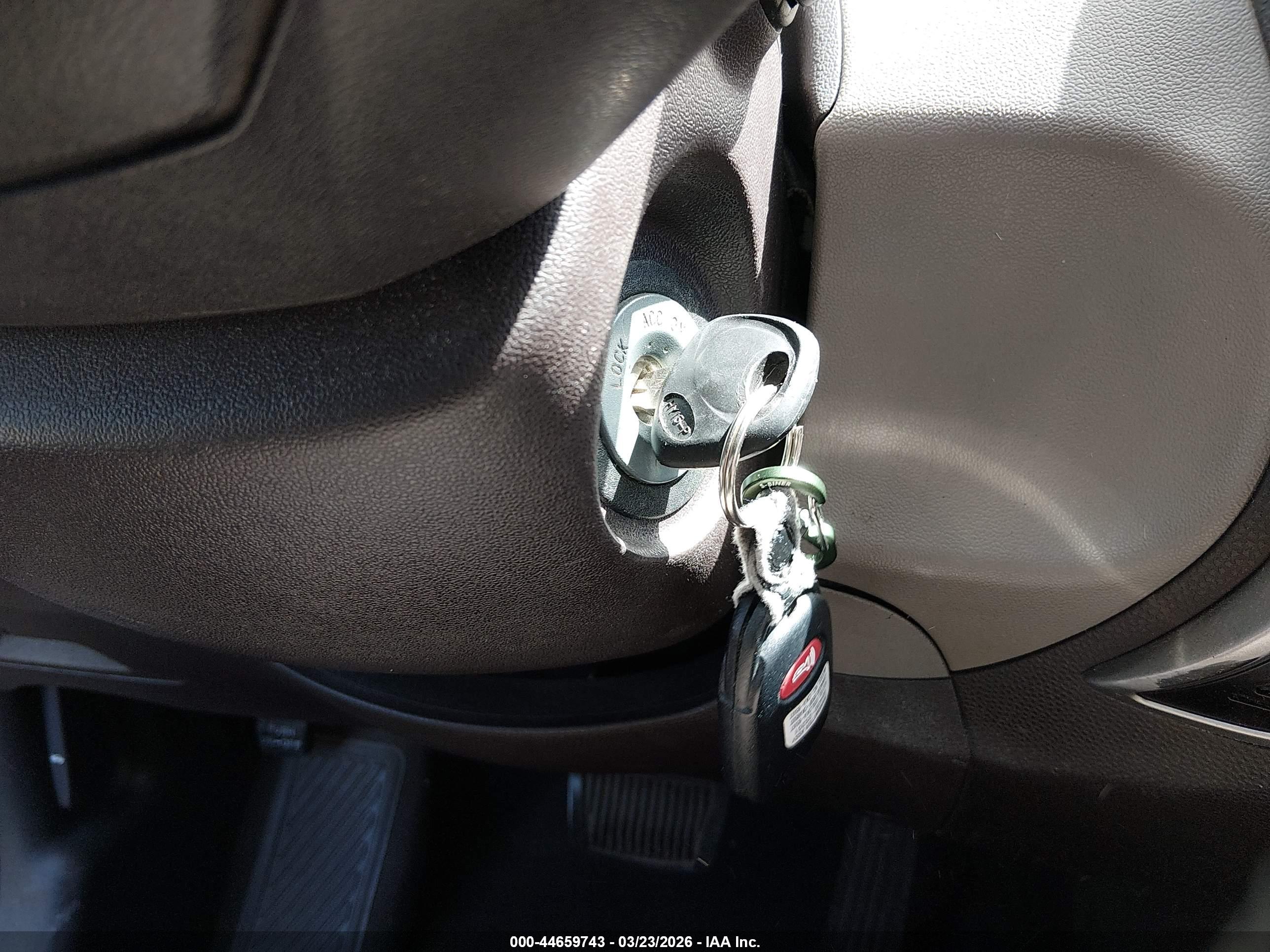 HYUNDAI TUCSON image 11