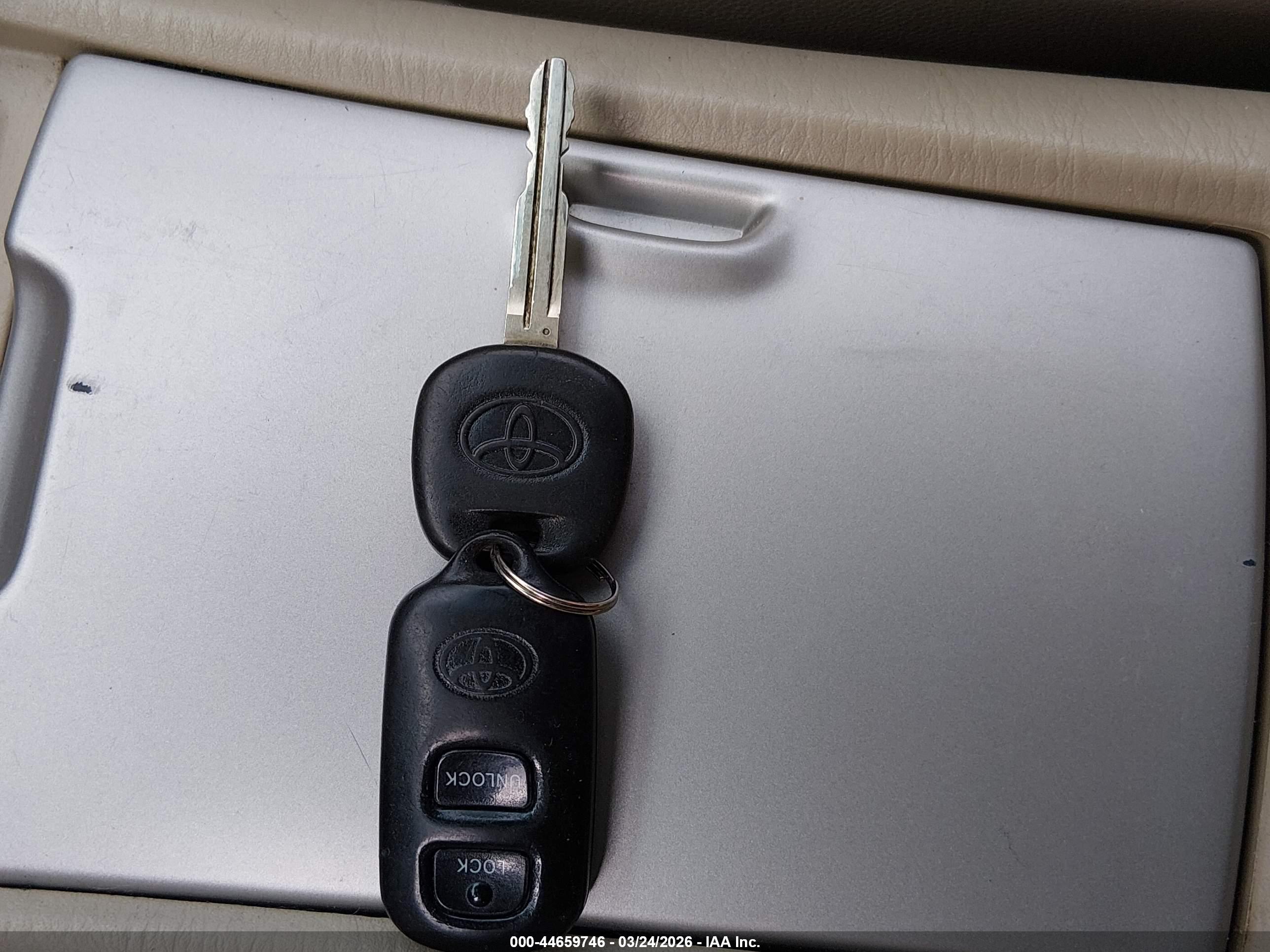 TOYOTA HIGHLANDER image 11