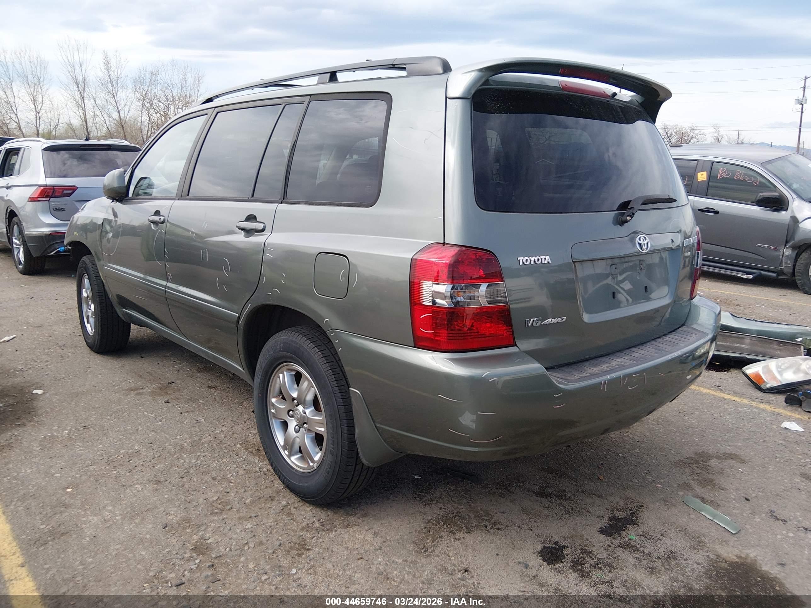 TOYOTA HIGHLANDER image 3