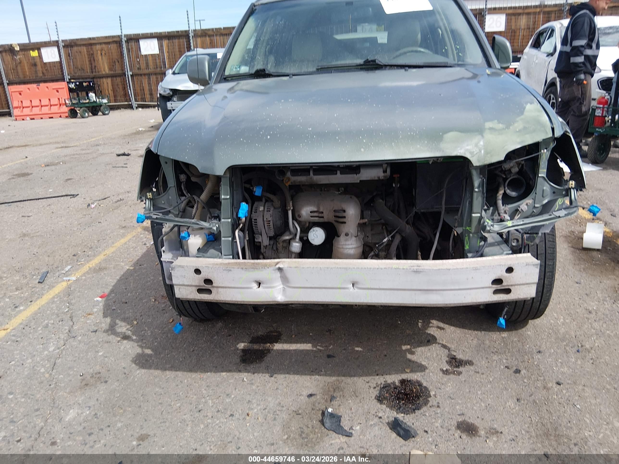 TOYOTA HIGHLANDER image 6