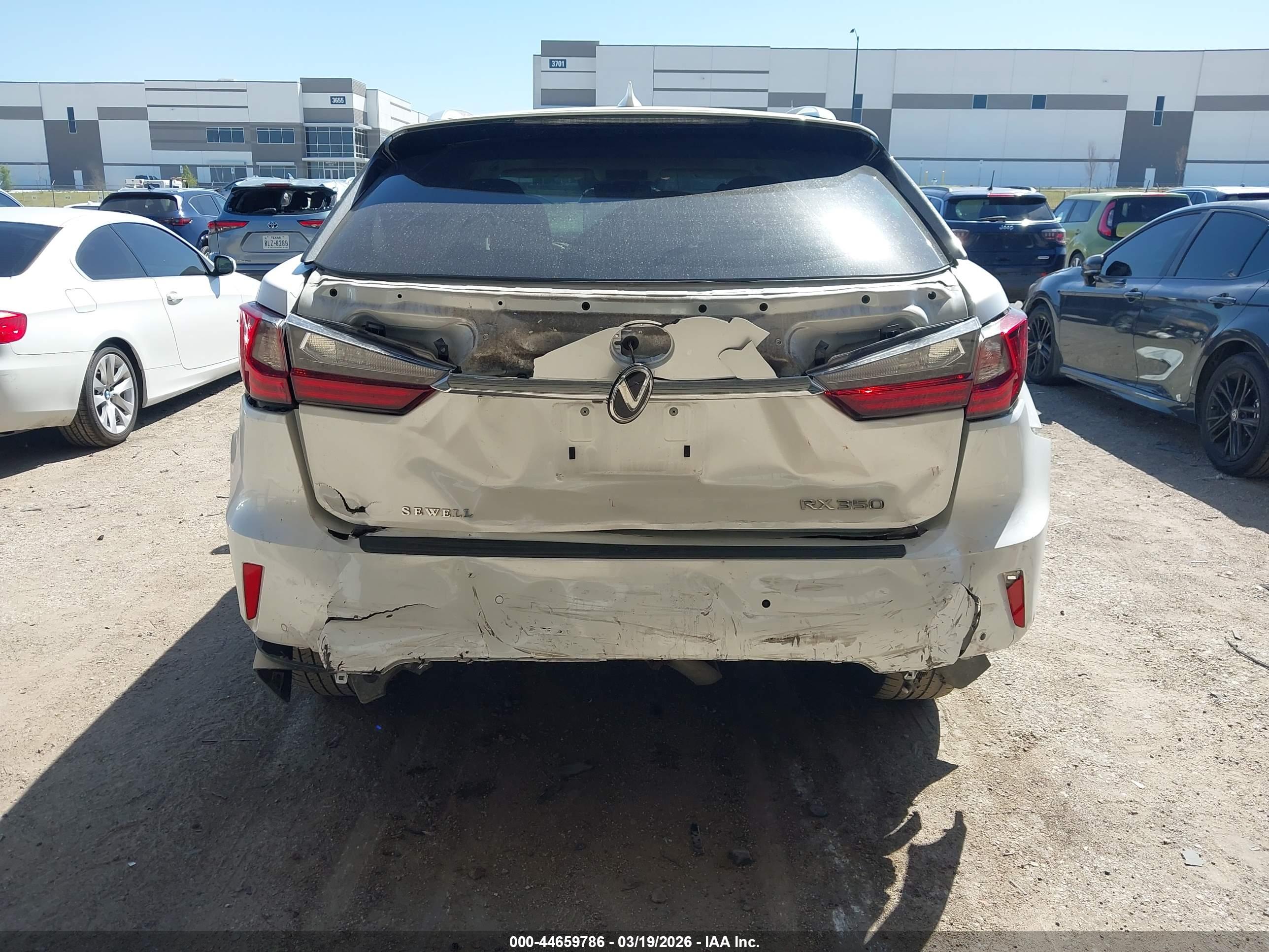 LEXUS RX image 6