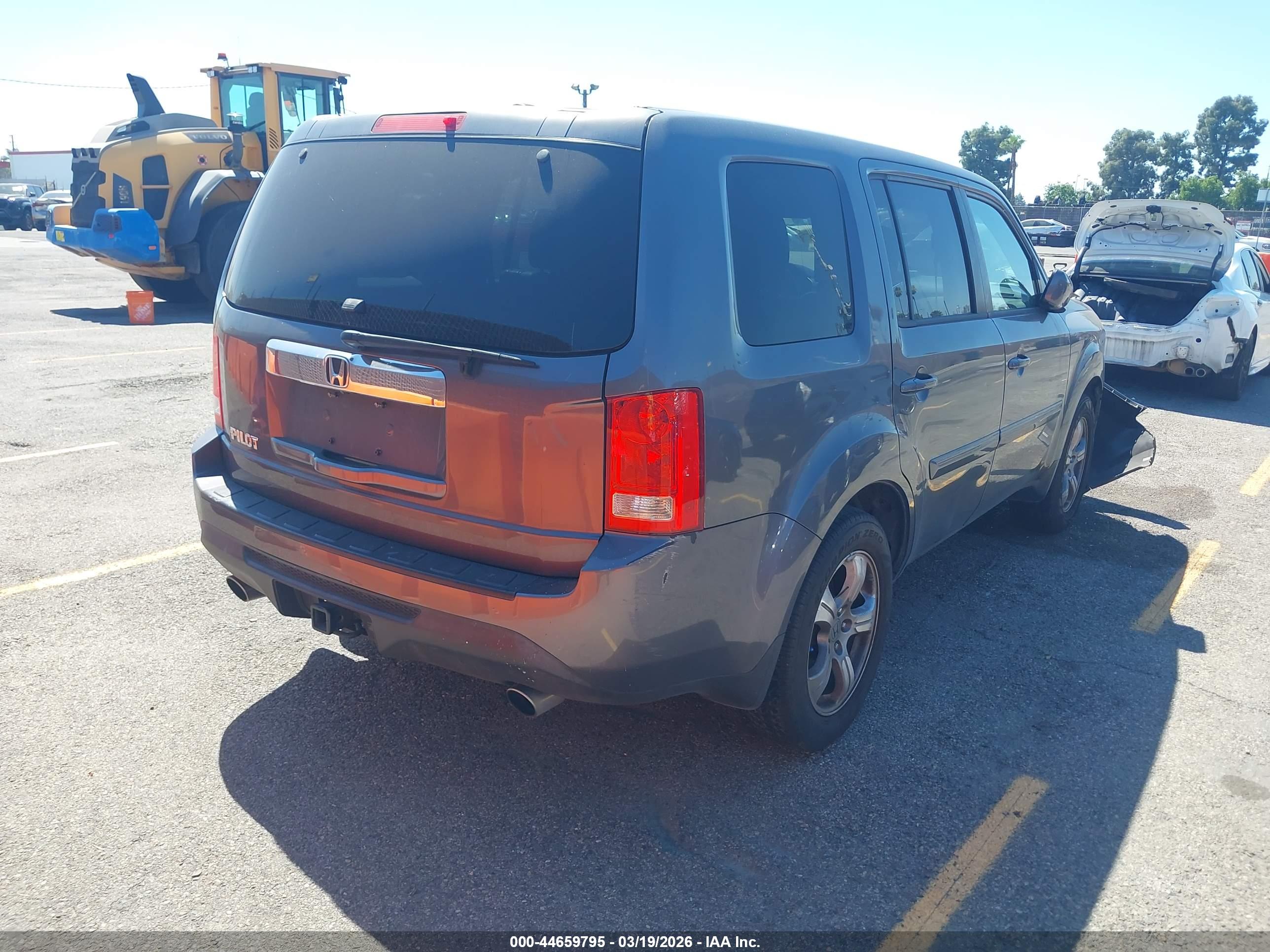 HONDA PILOT image 4