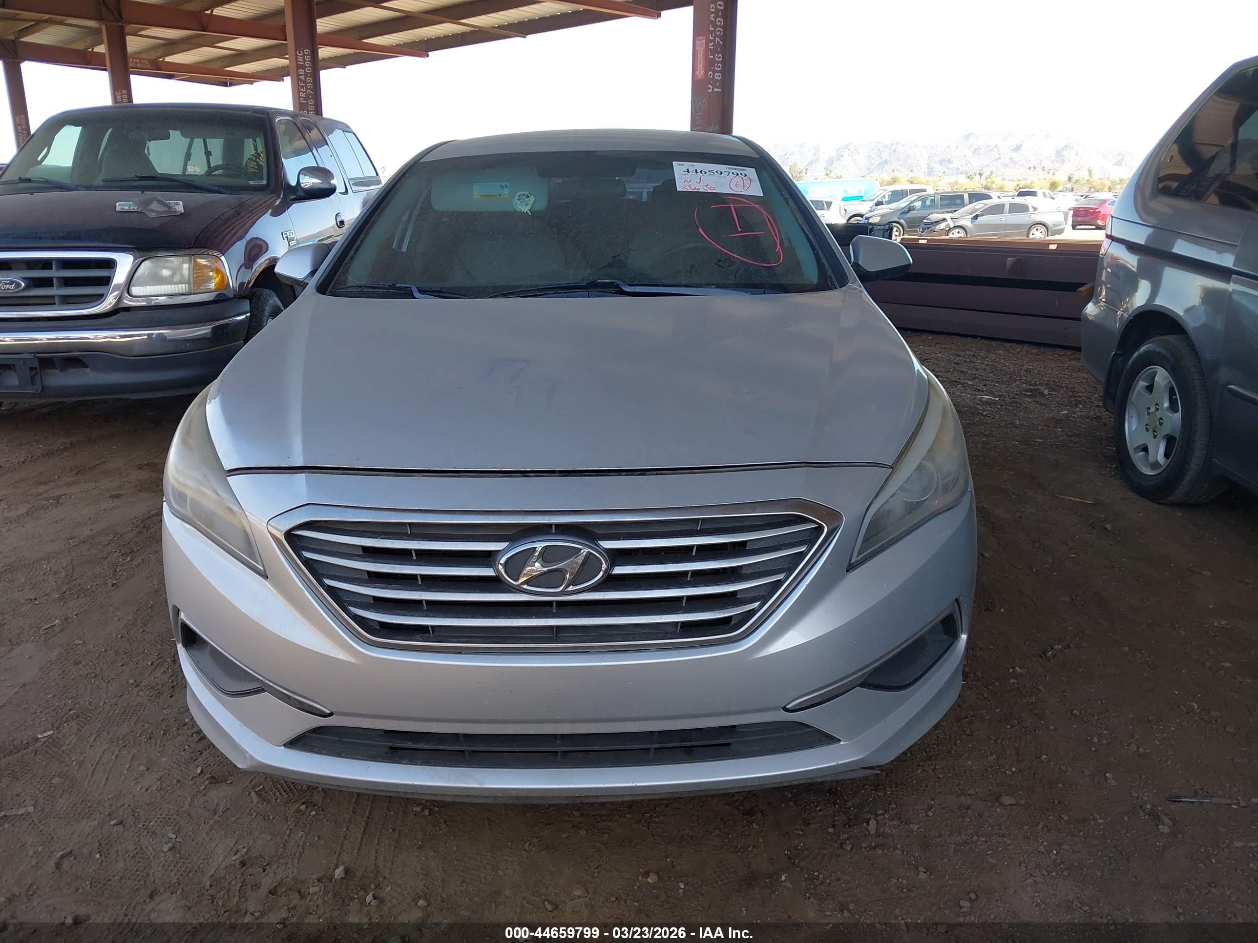 HYUNDAI SONATA image 6