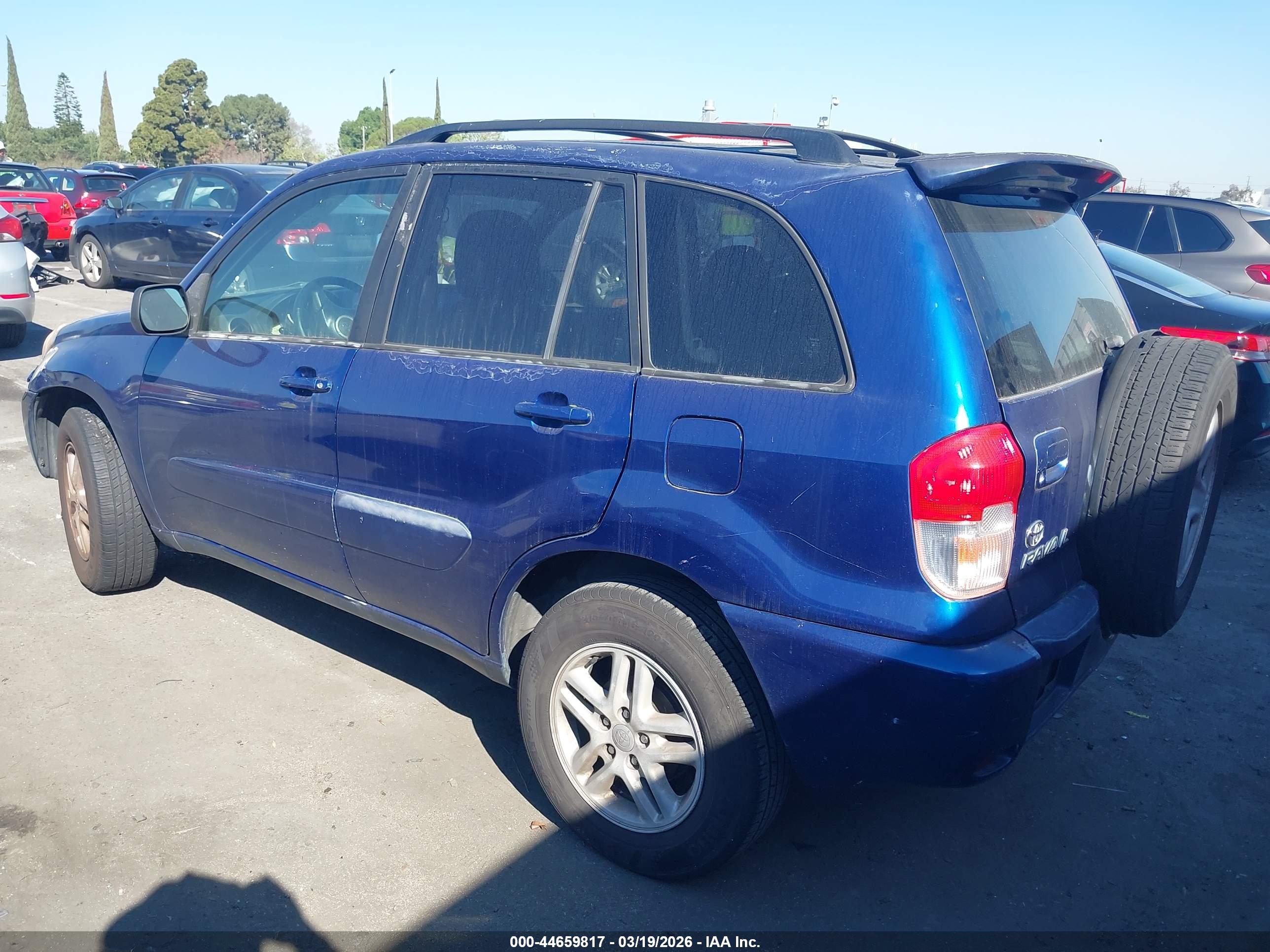 TOYOTA RAV4 image 3