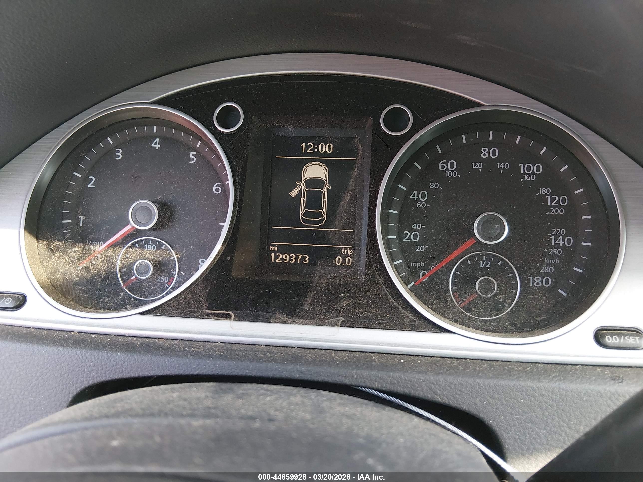 VOLKSWAGEN CC image 7