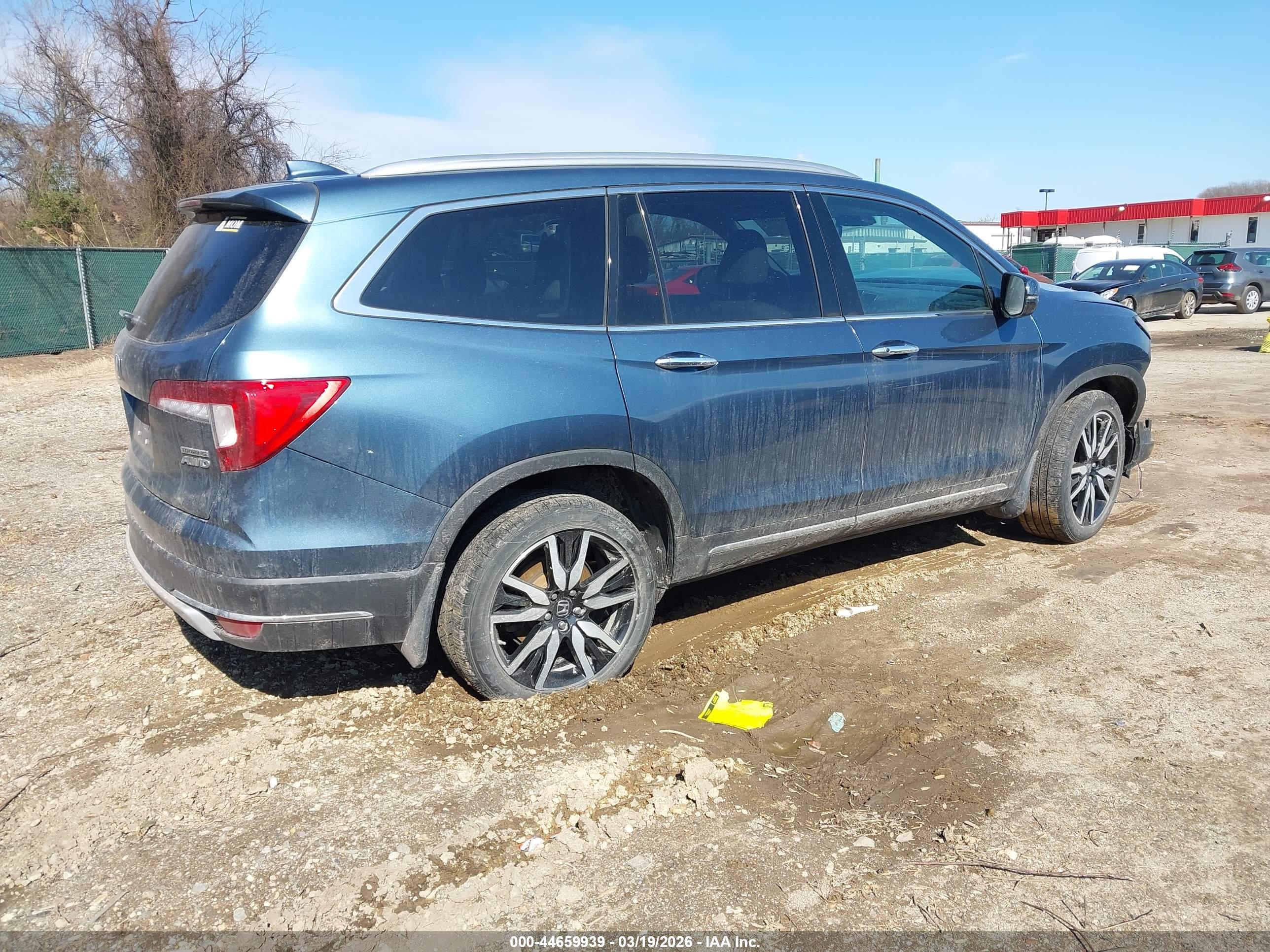 HONDA PILOT image 4