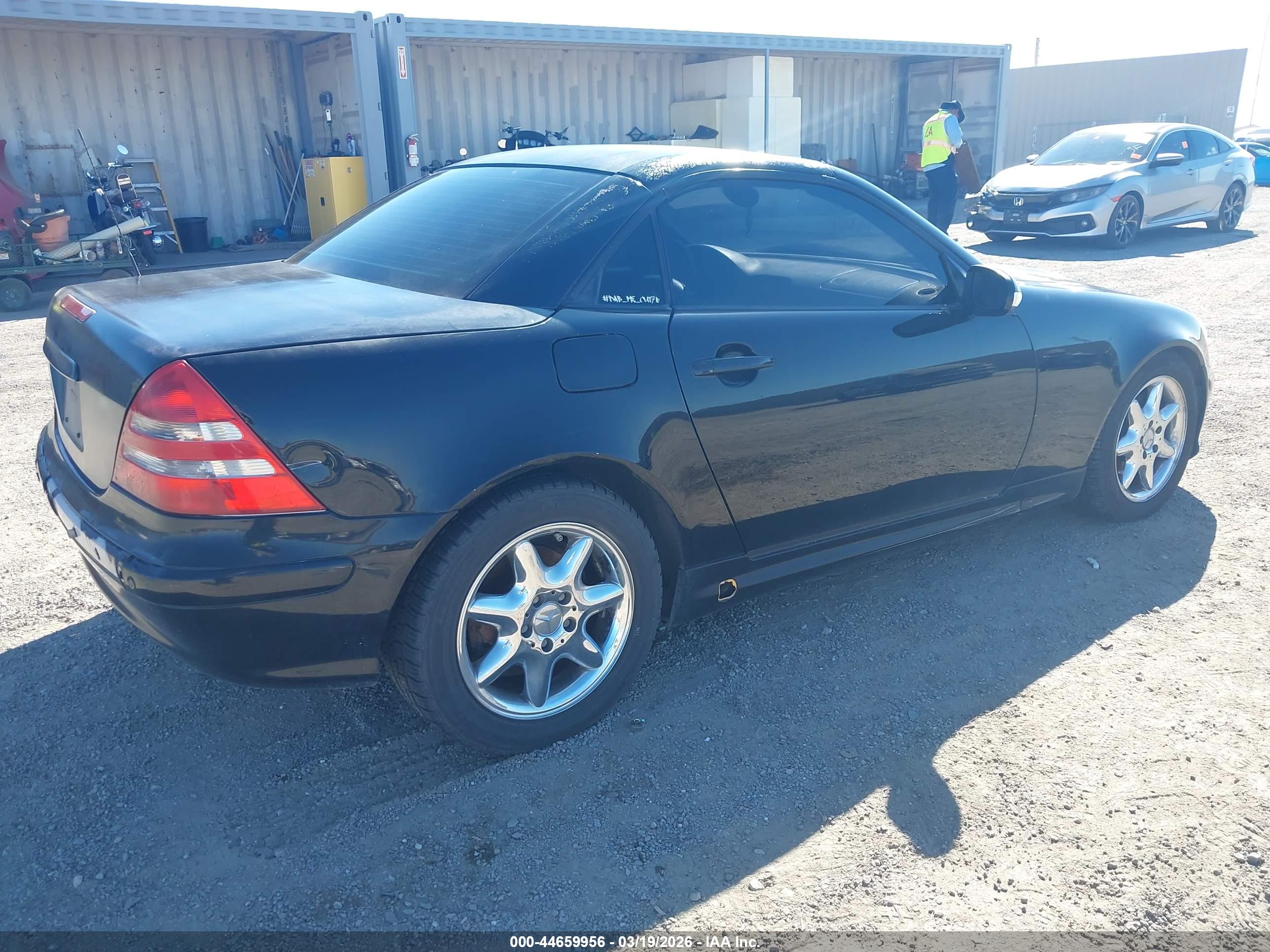 MERCEDES-BENZ SLK image 4