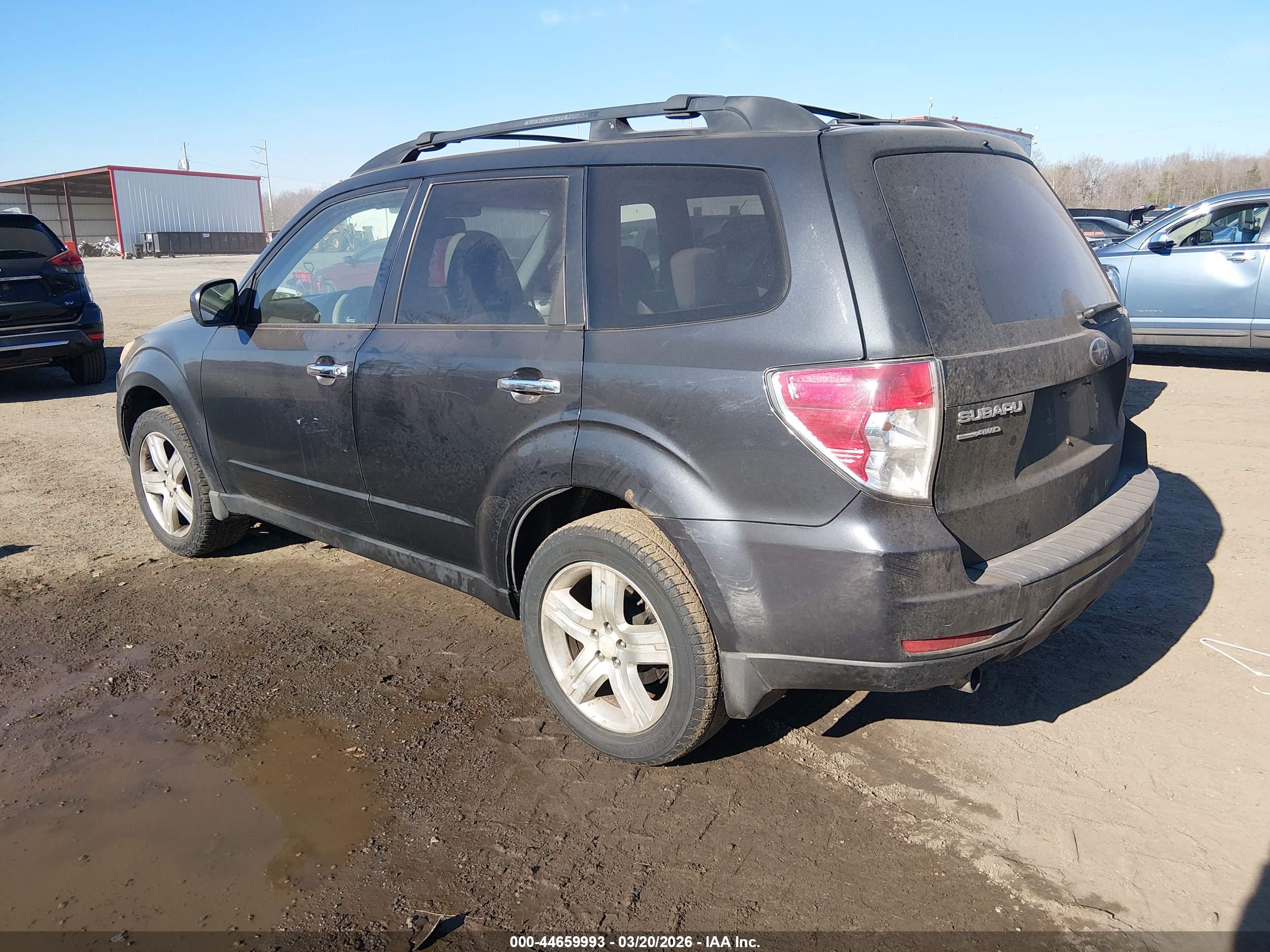 SUBARU FORESTER image 3