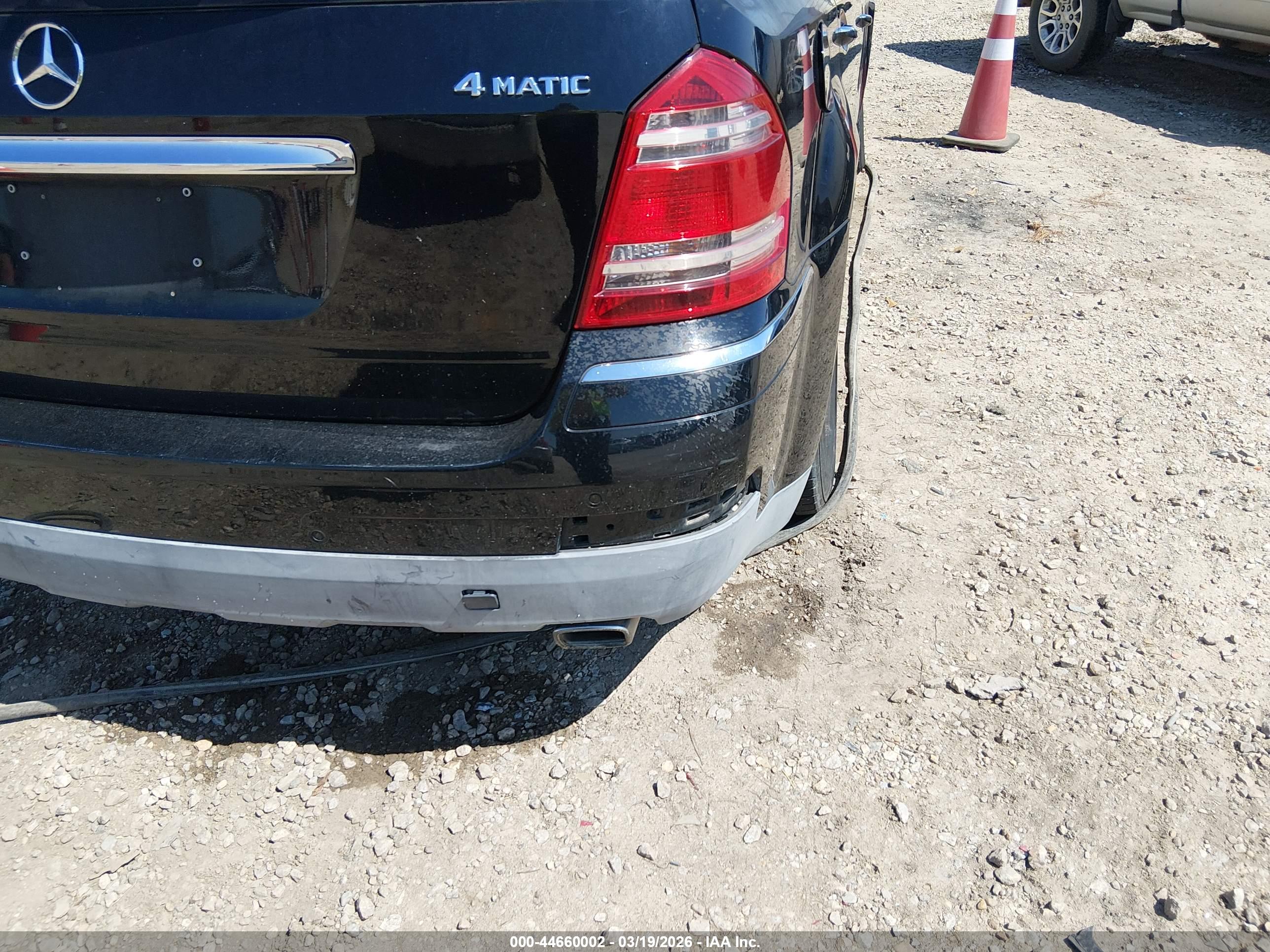 MERCEDES-BENZ GL image 6