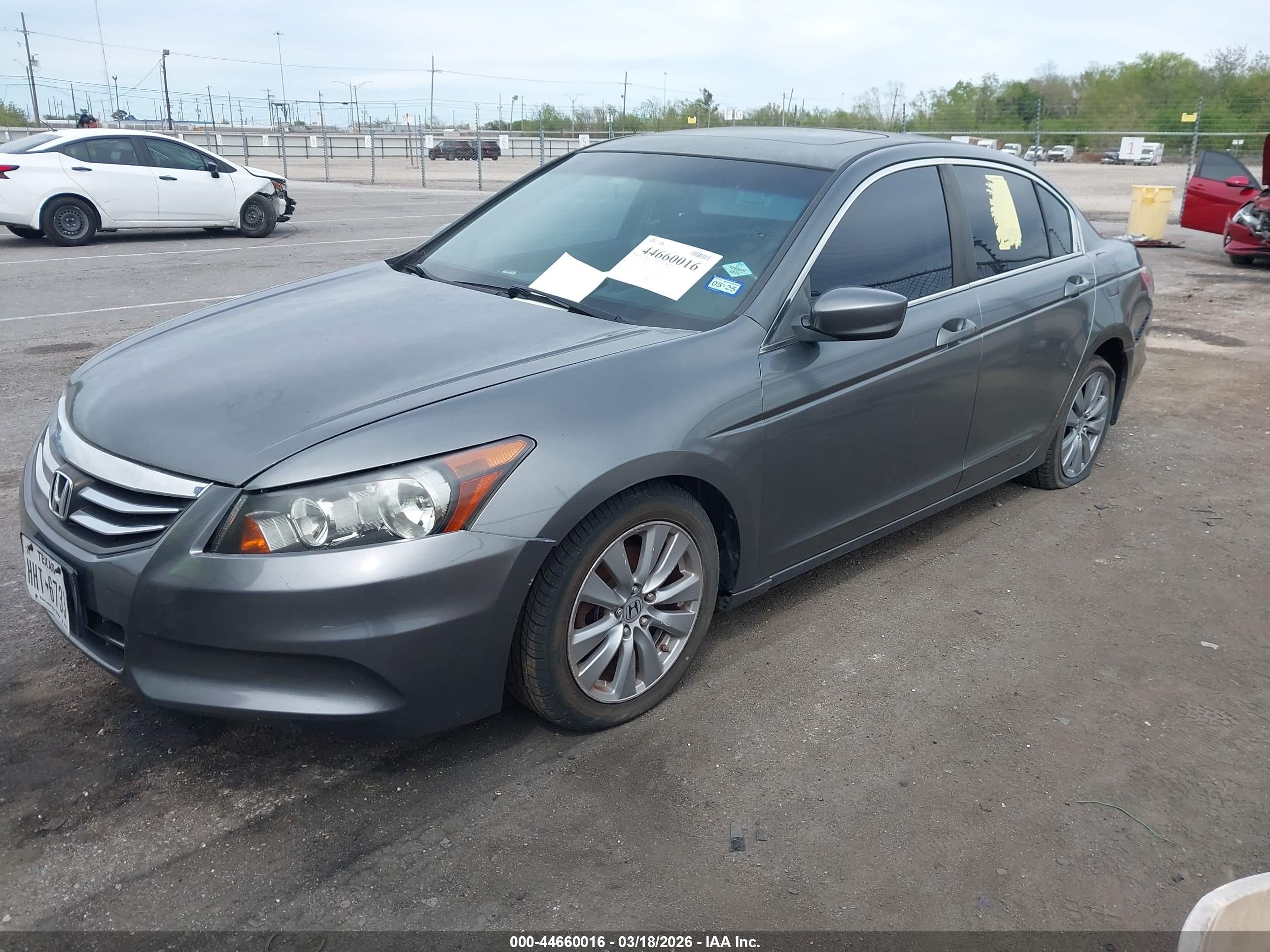 HONDA ACCORD image 2