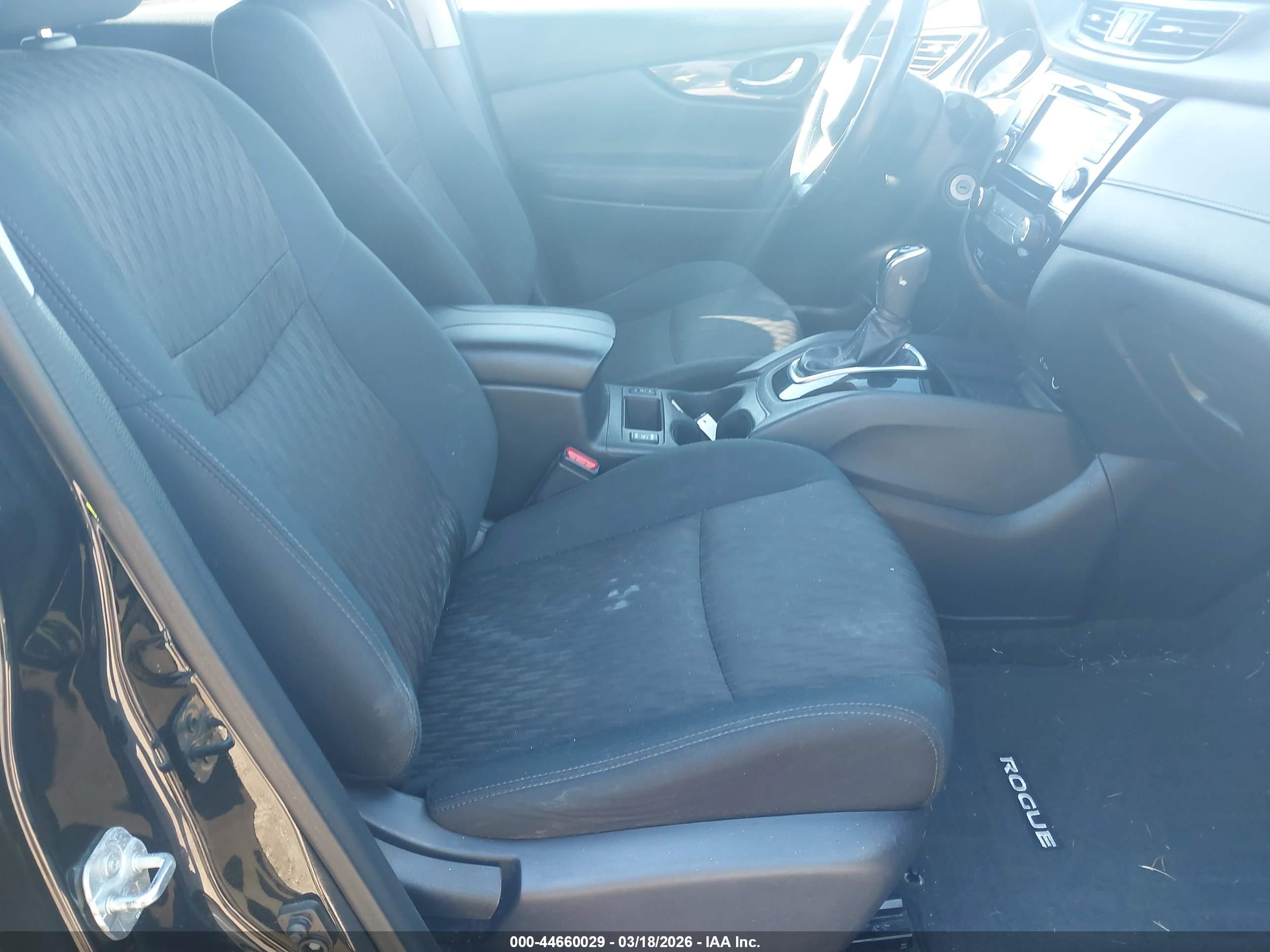 NISSAN ROGUE image 5