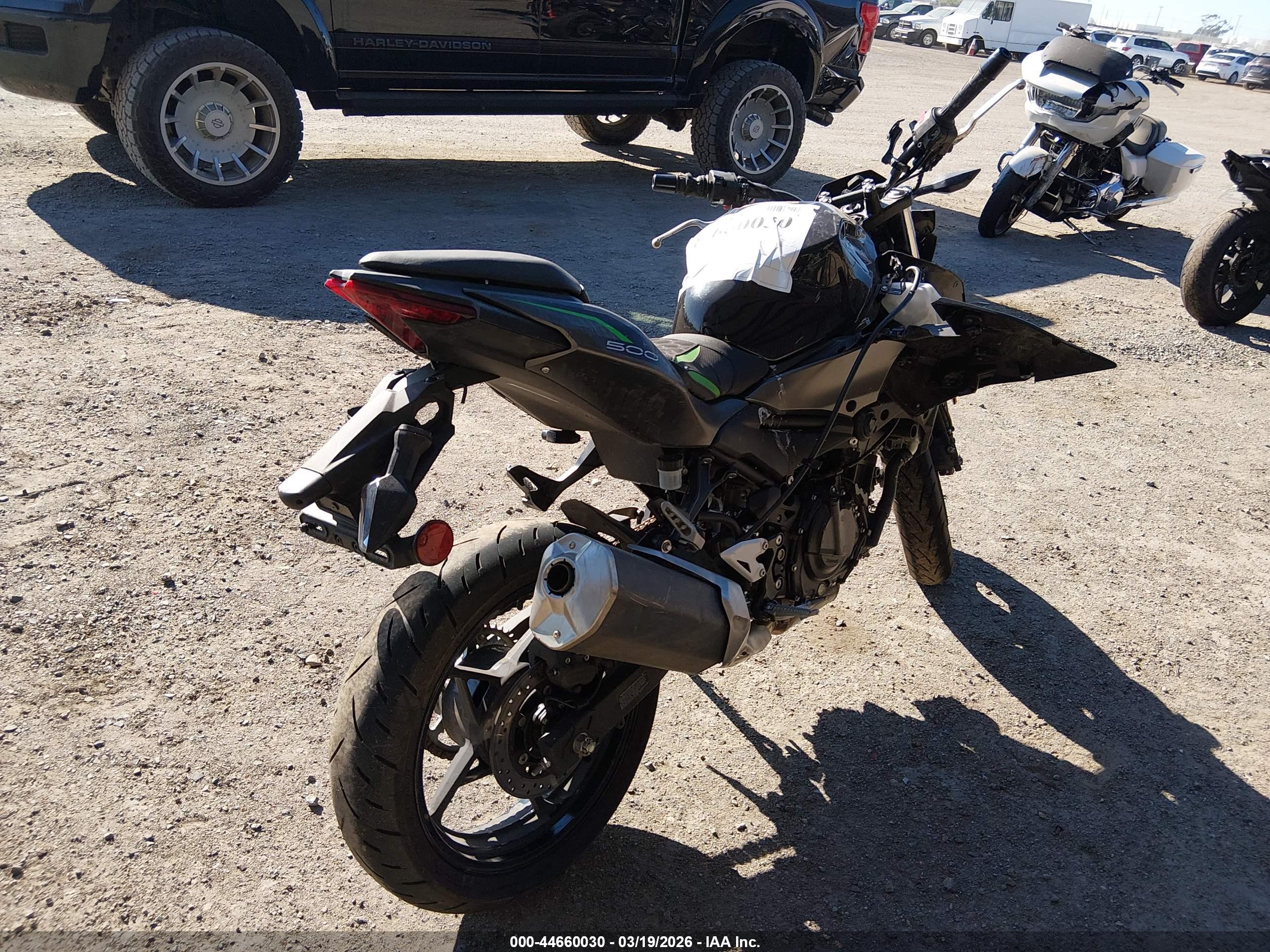 KAWASAKI ER500 image 4