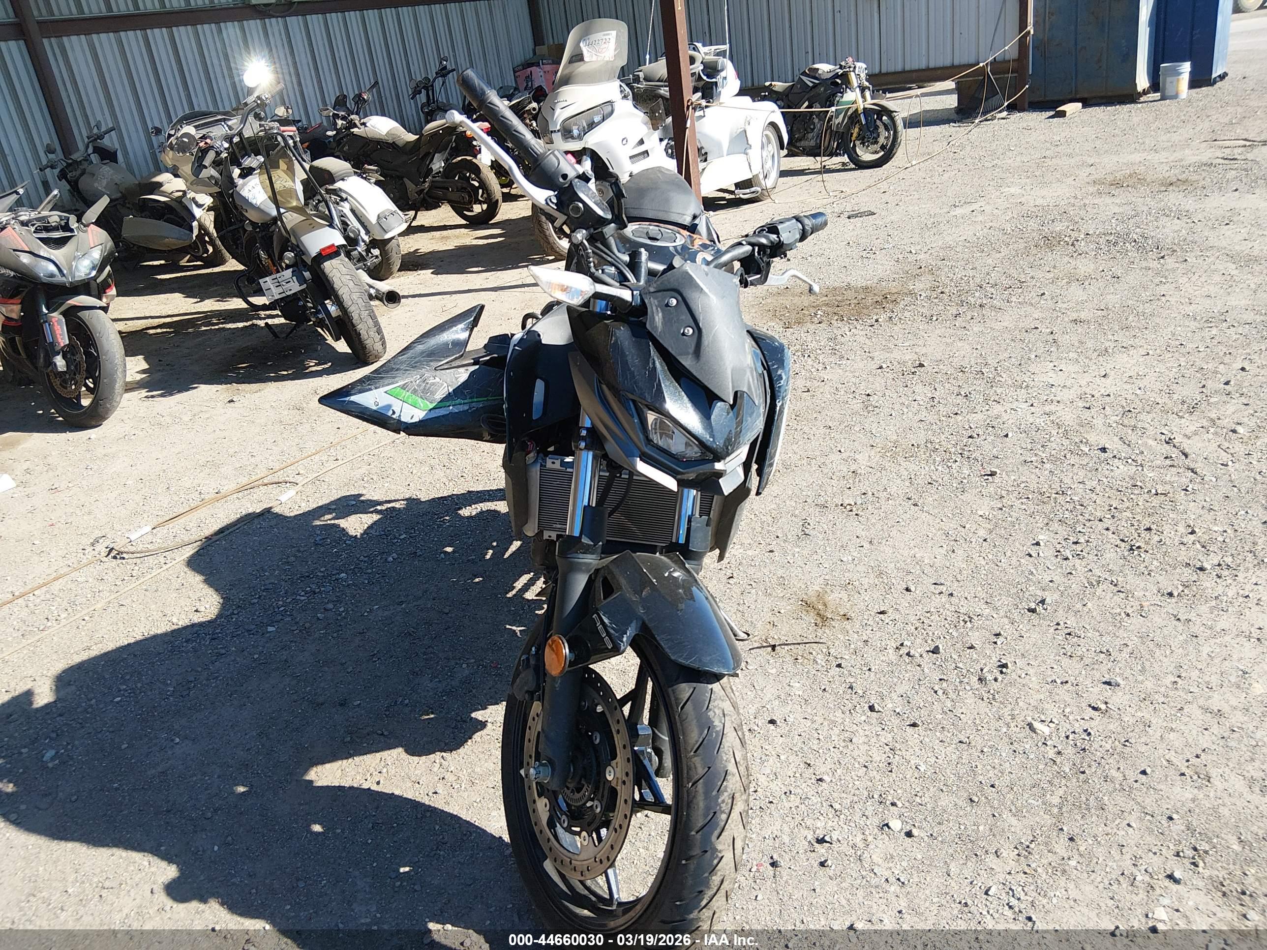 KAWASAKI ER500 image 5