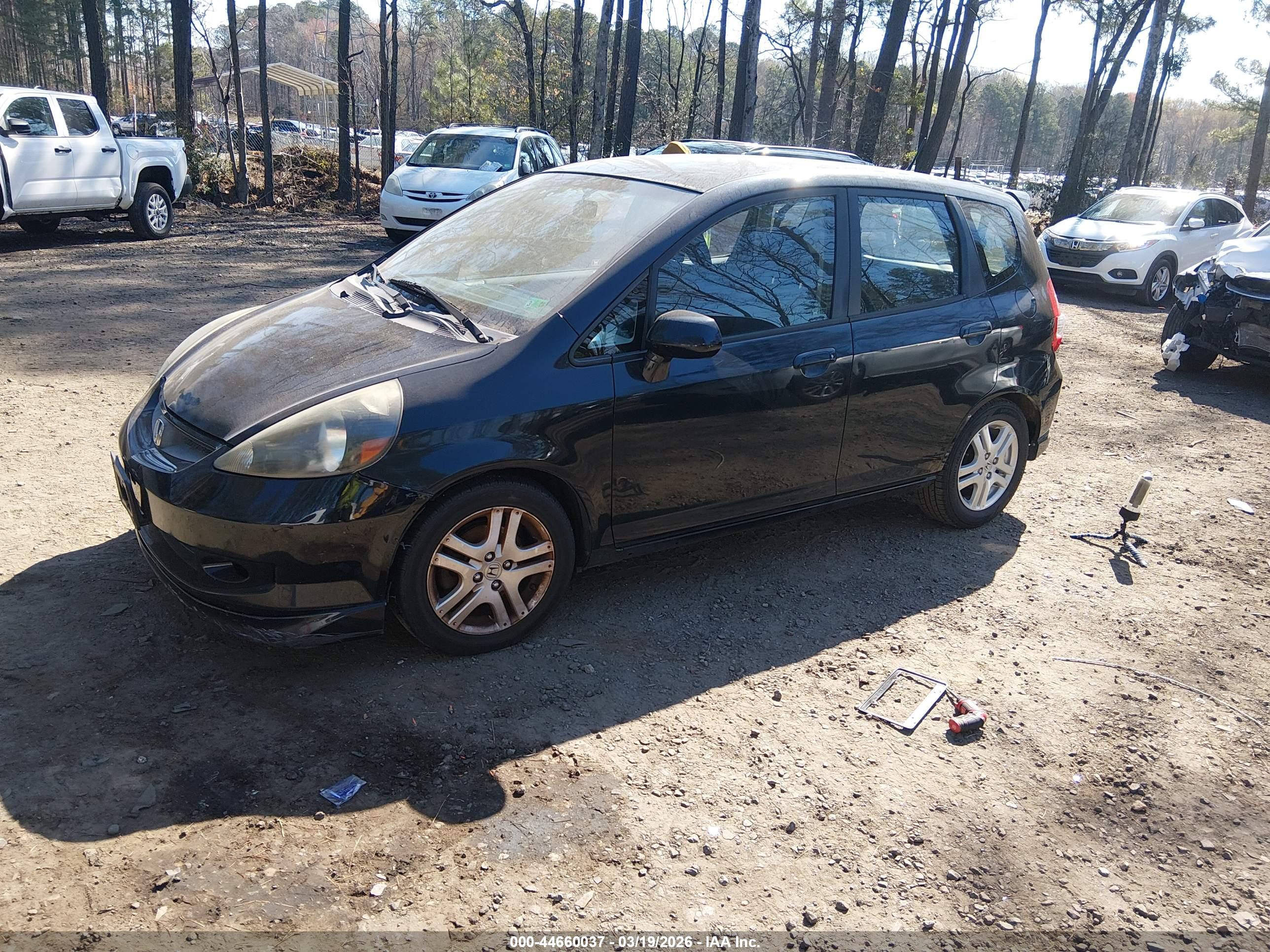 HONDA FIT image 2