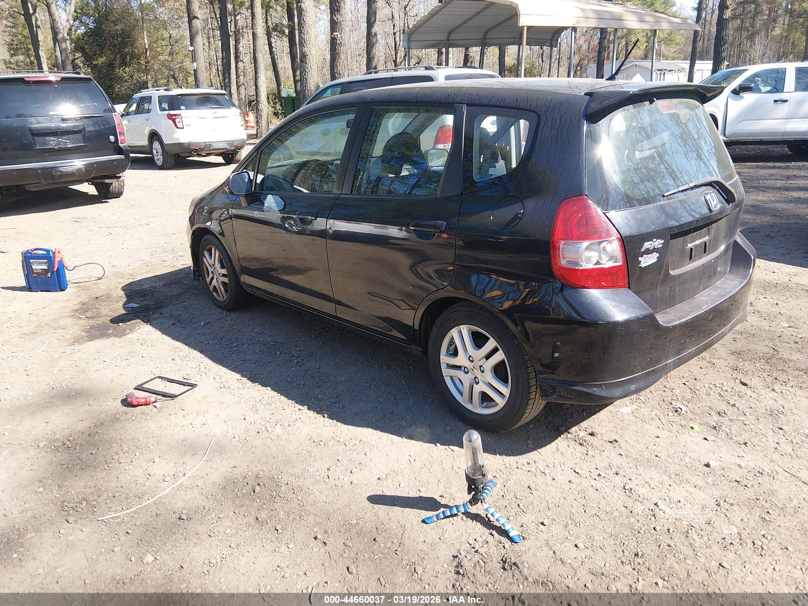 HONDA FIT image 3