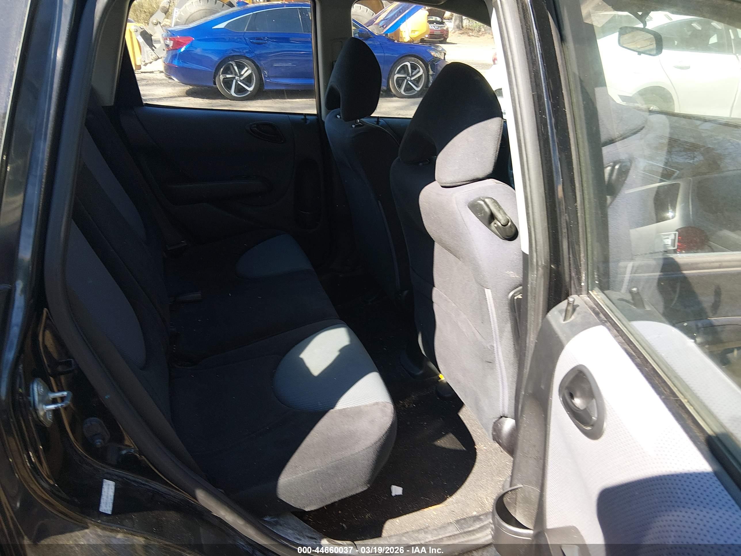 HONDA FIT image 8