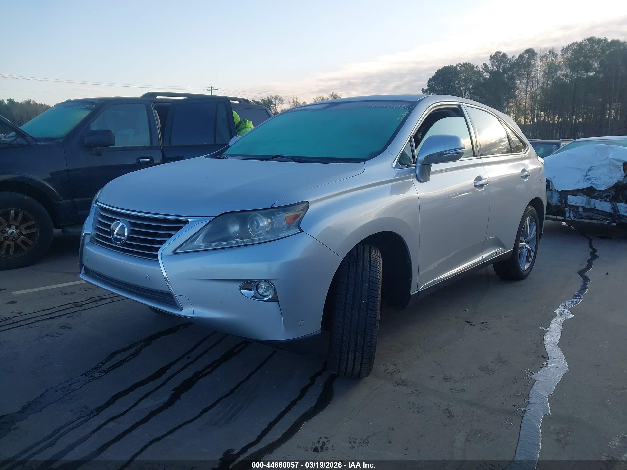LEXUS RX image 2