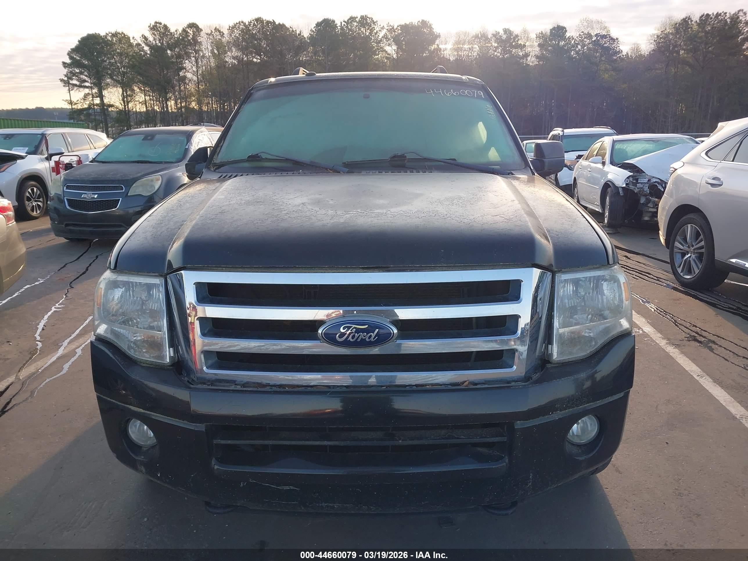 FORD EXPEDITION image 6