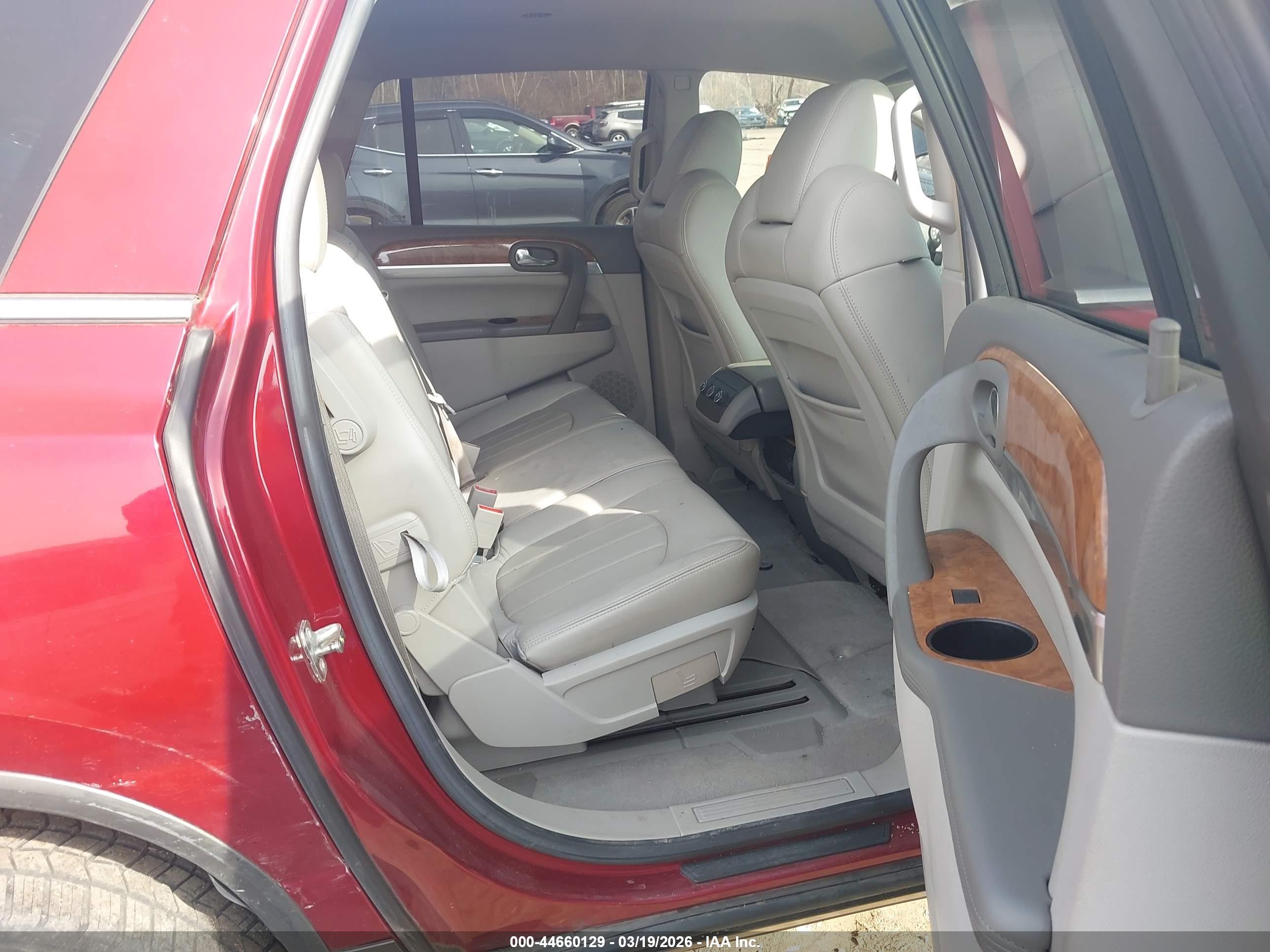 BUICK ENCLAVE image 8