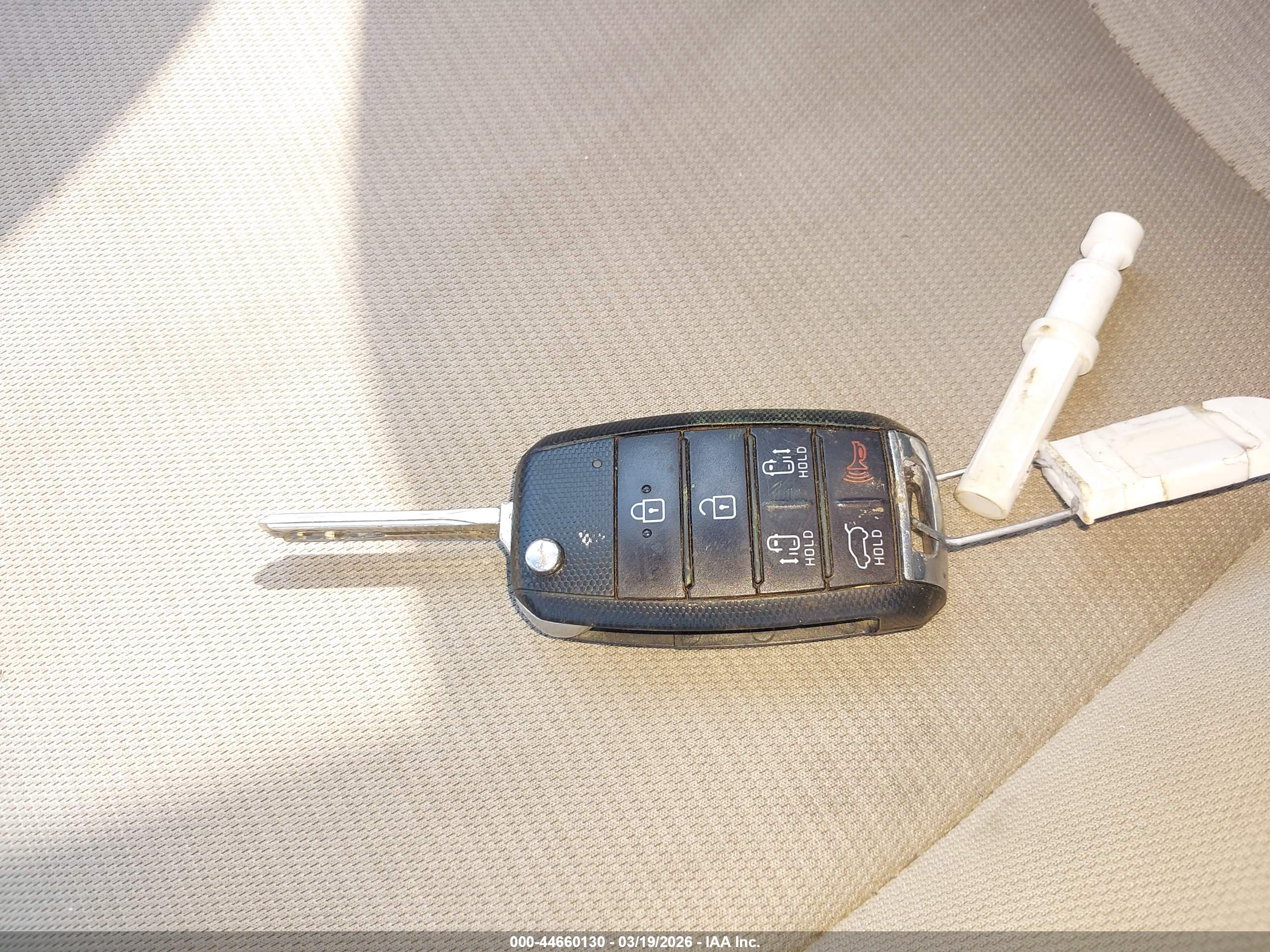 KIA SEDONA image 11