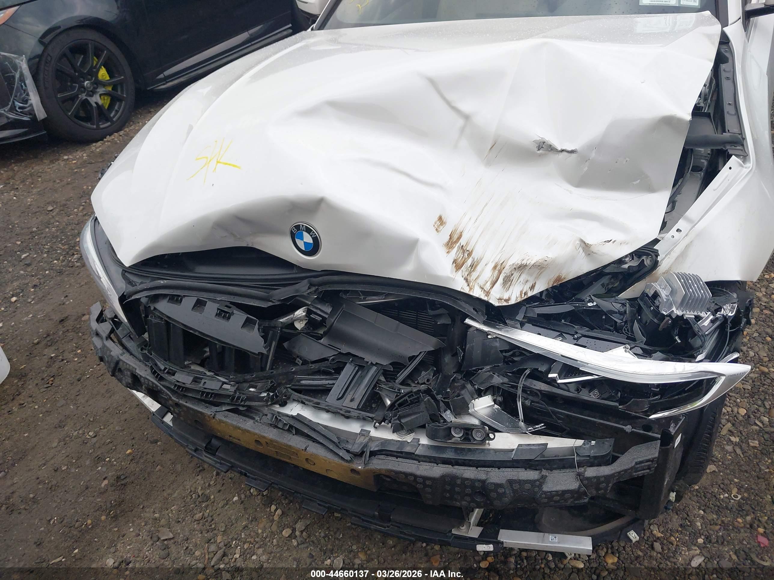 BMW 330I image 6