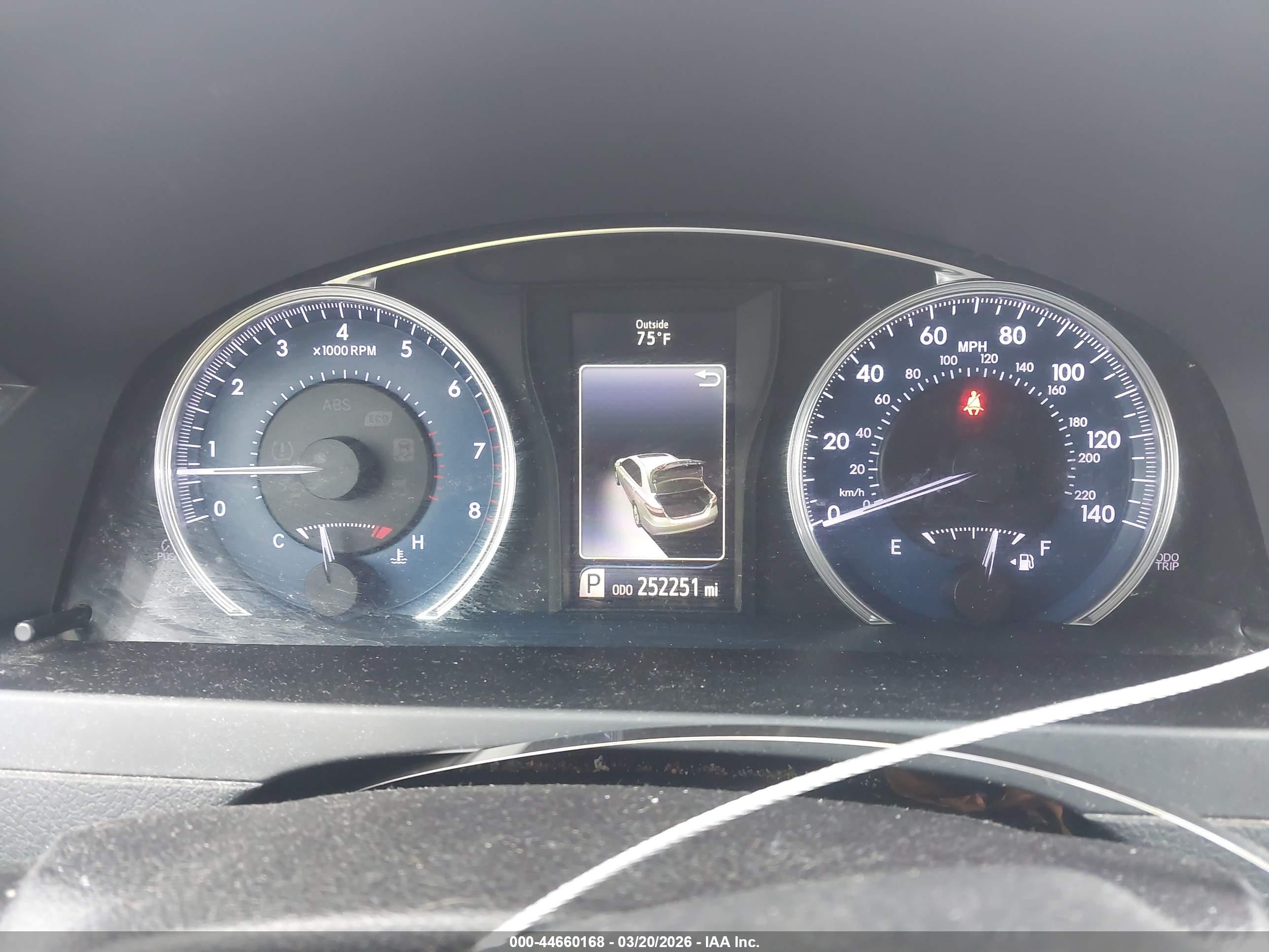 TOYOTA CAMRY image 7