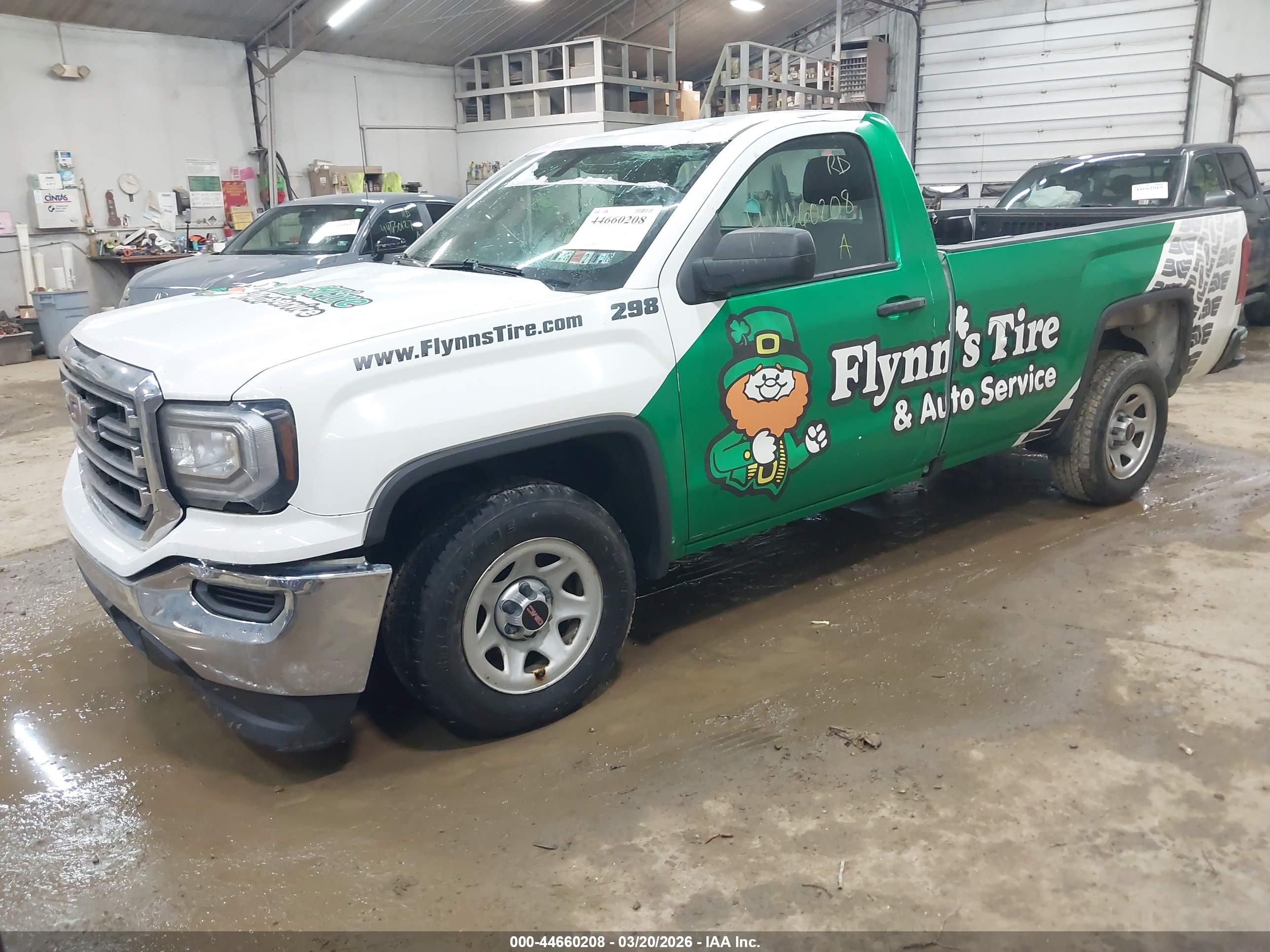 GMC SIERRA image 2