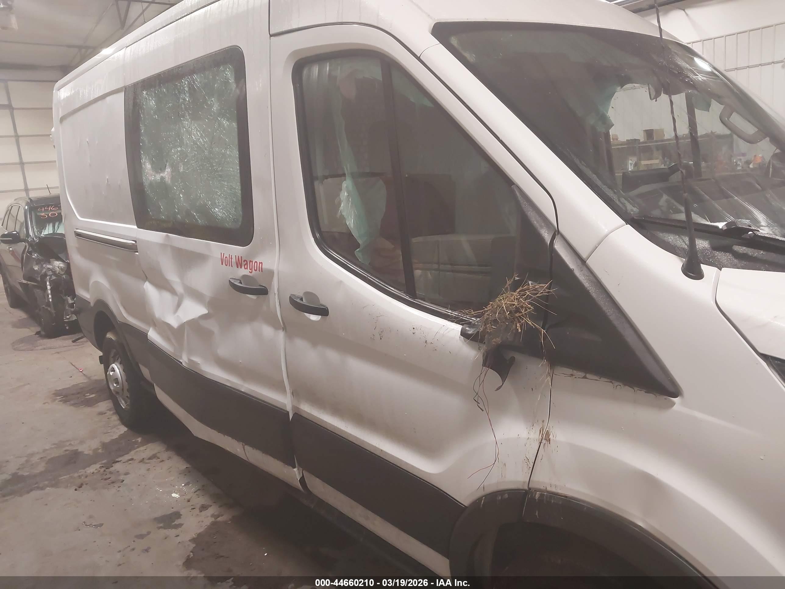 FORD TRANSIT-350 image 6