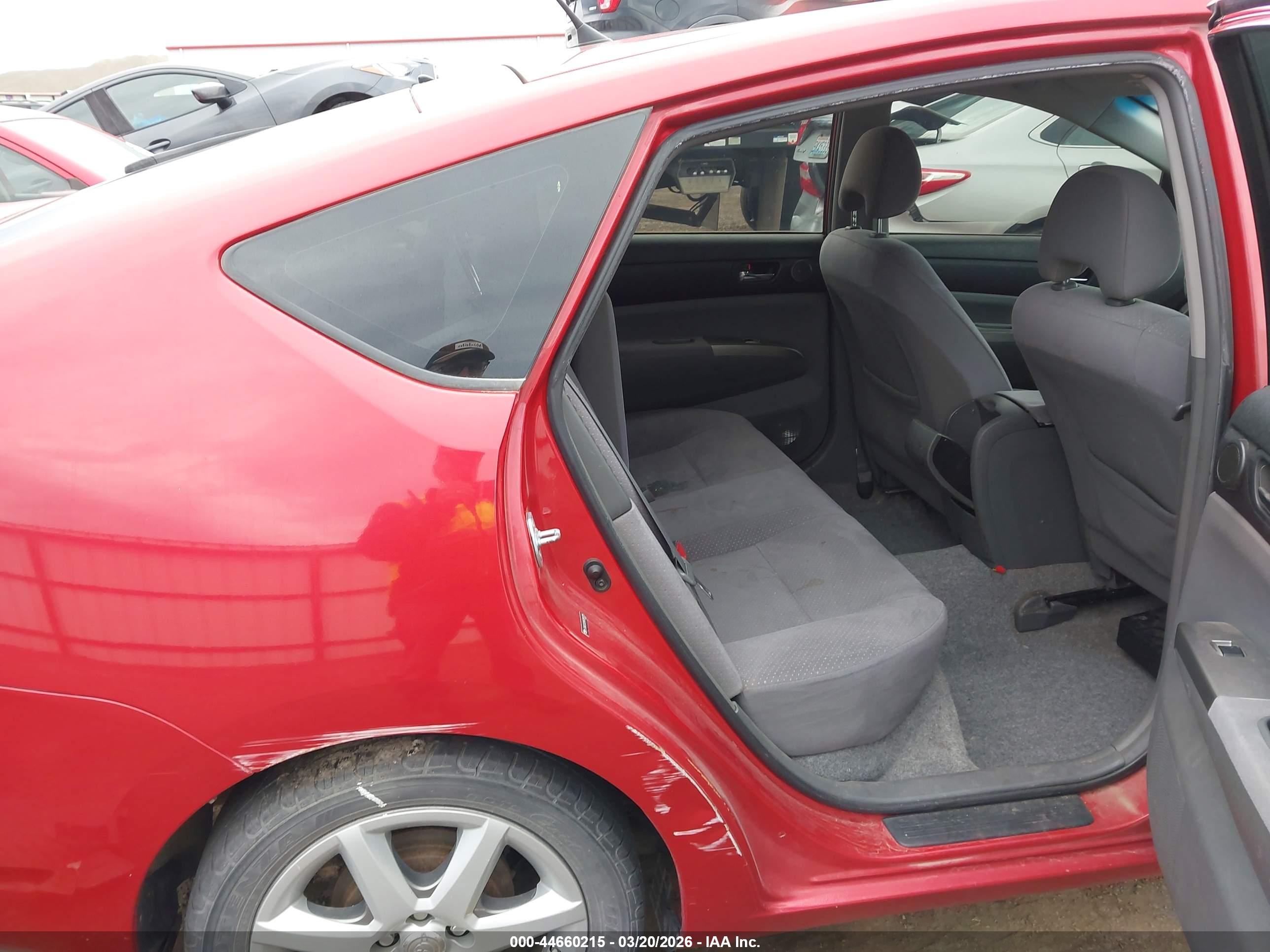 TOYOTA PRIUS image 8