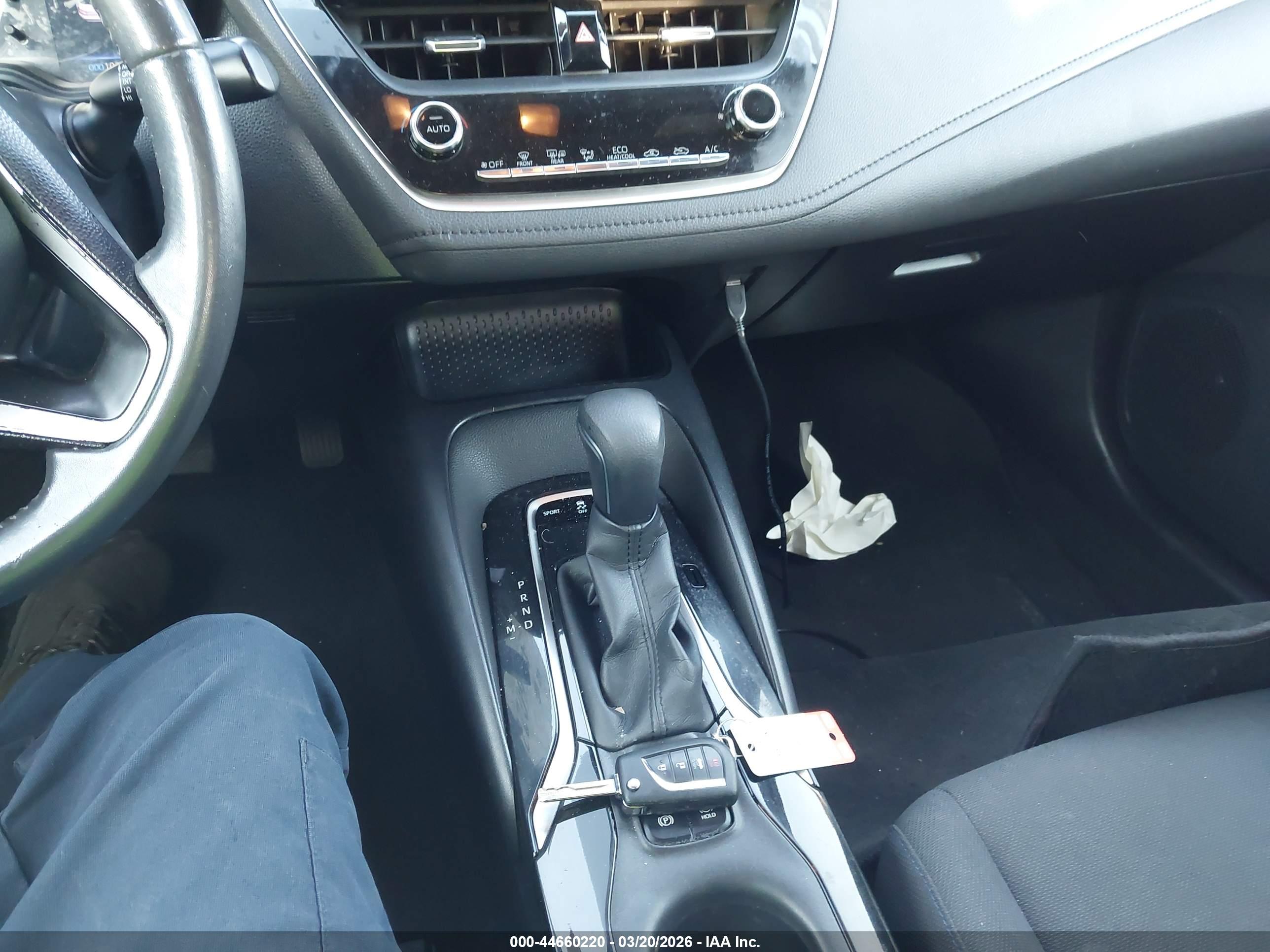 TOYOTA COROLLA image 11