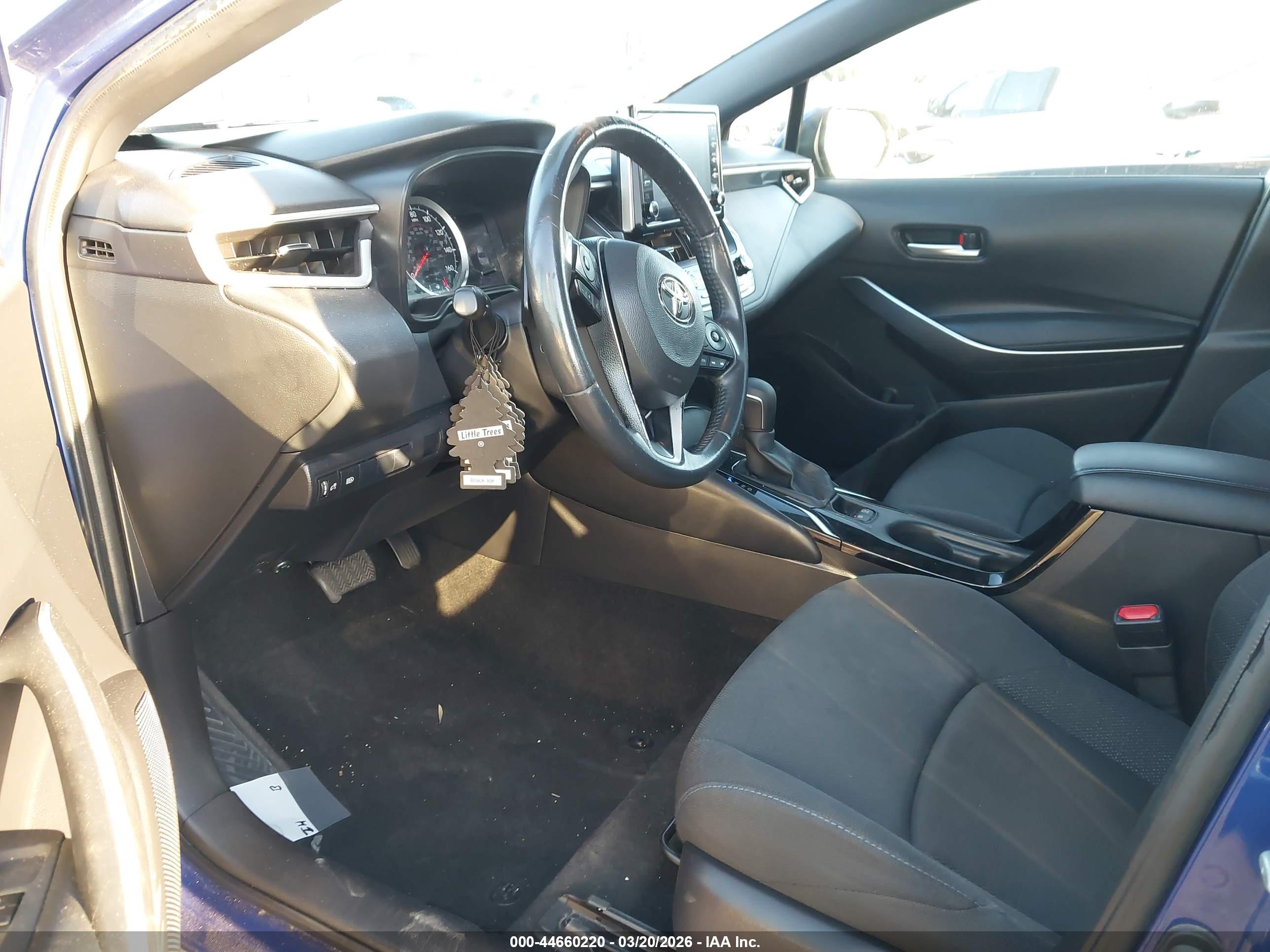 TOYOTA COROLLA image 5