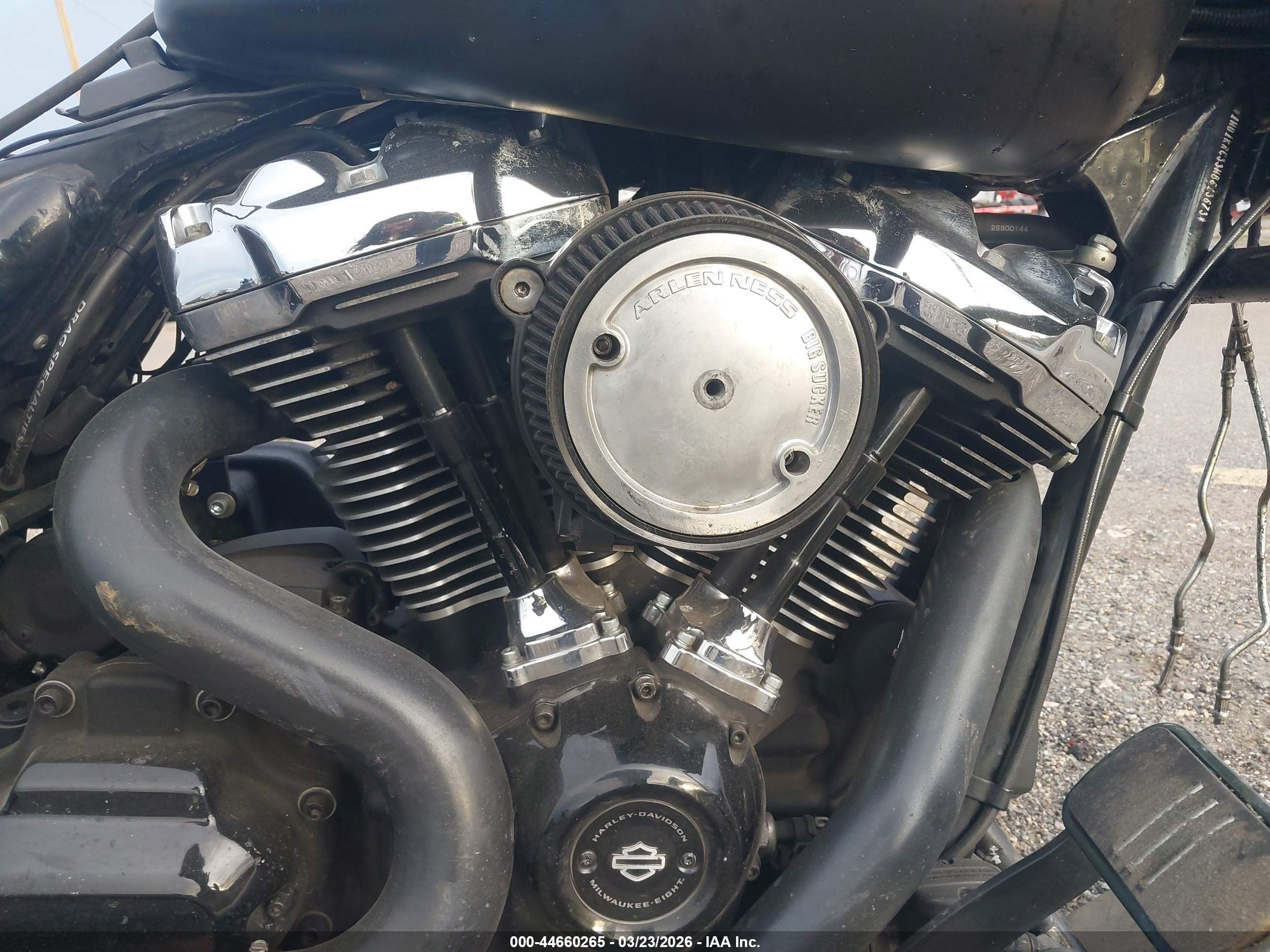 HARLEY-DAVIDSON FLHXS image 8