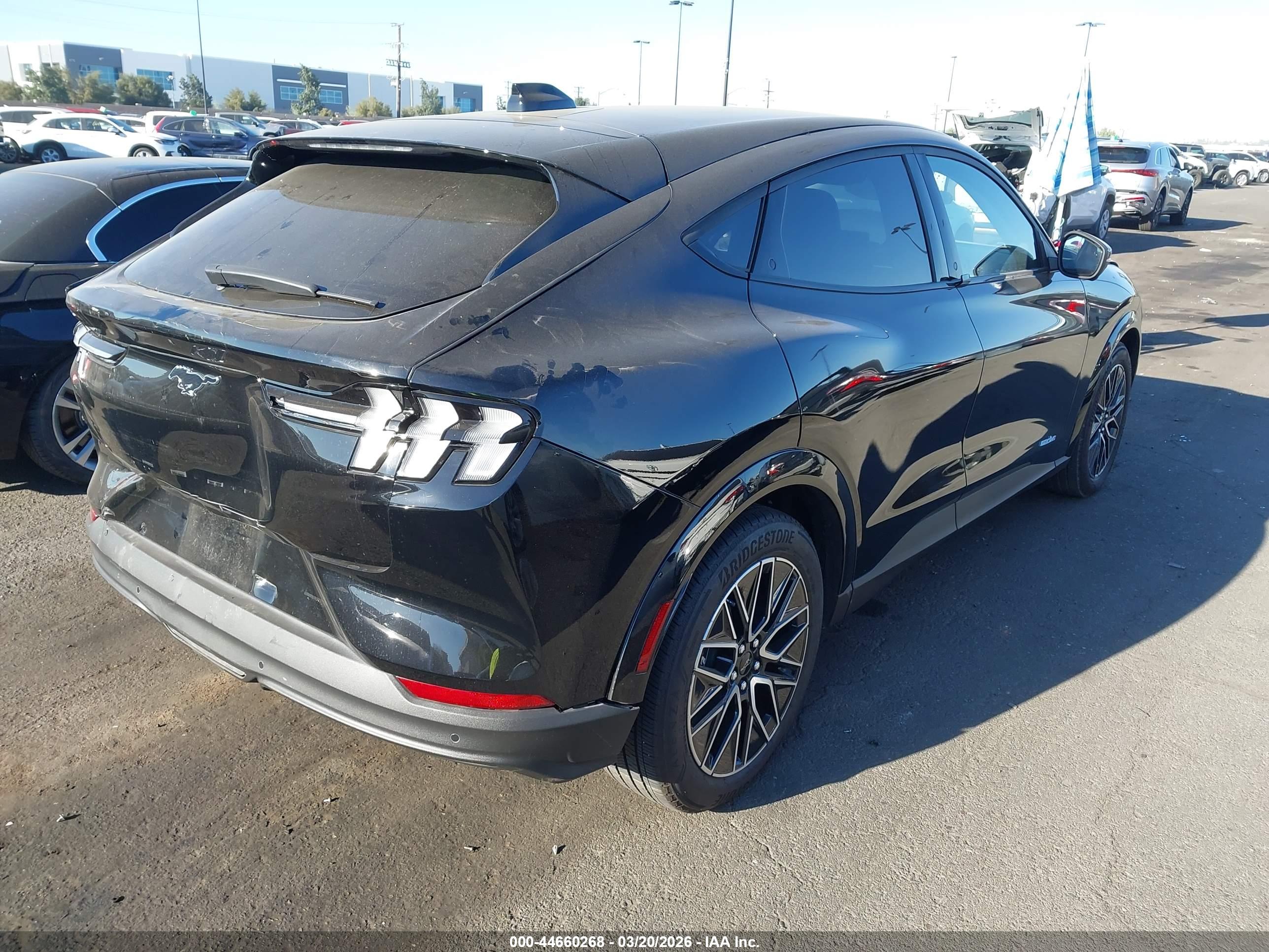 FORD MUSTANG image 4