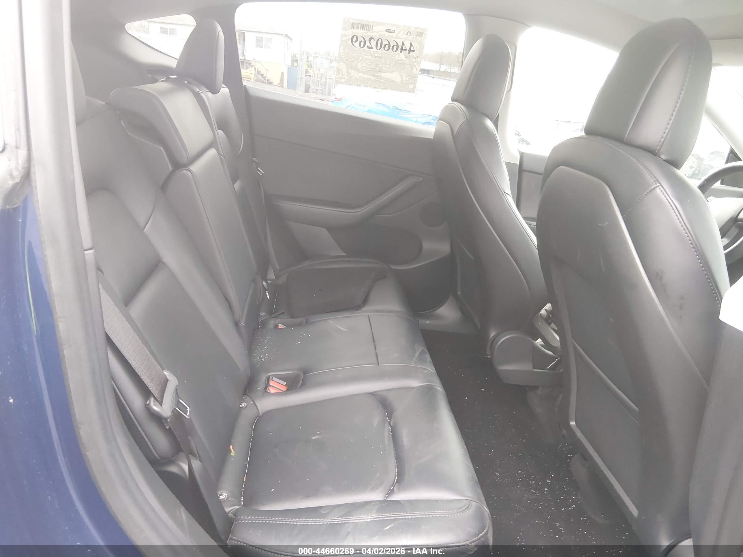 TESLA MODEL image 8