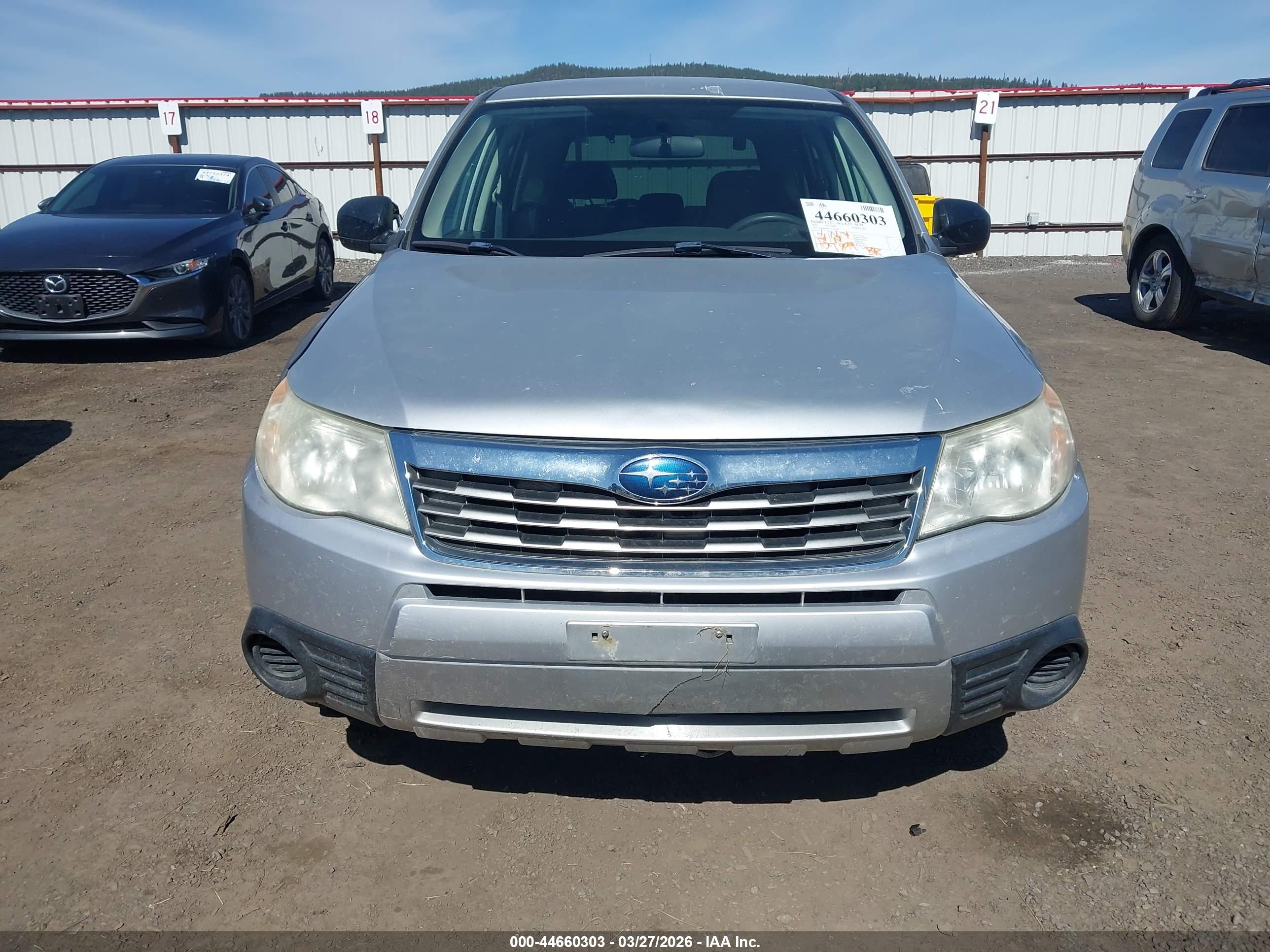 SUBARU FORESTER image 6