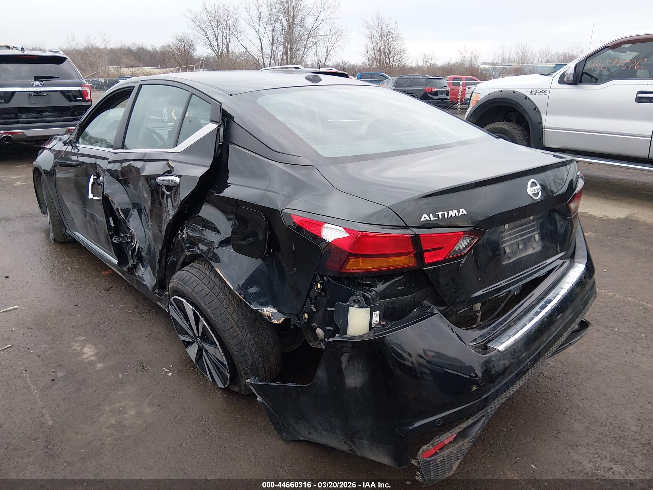NISSAN ALTIMA image 3