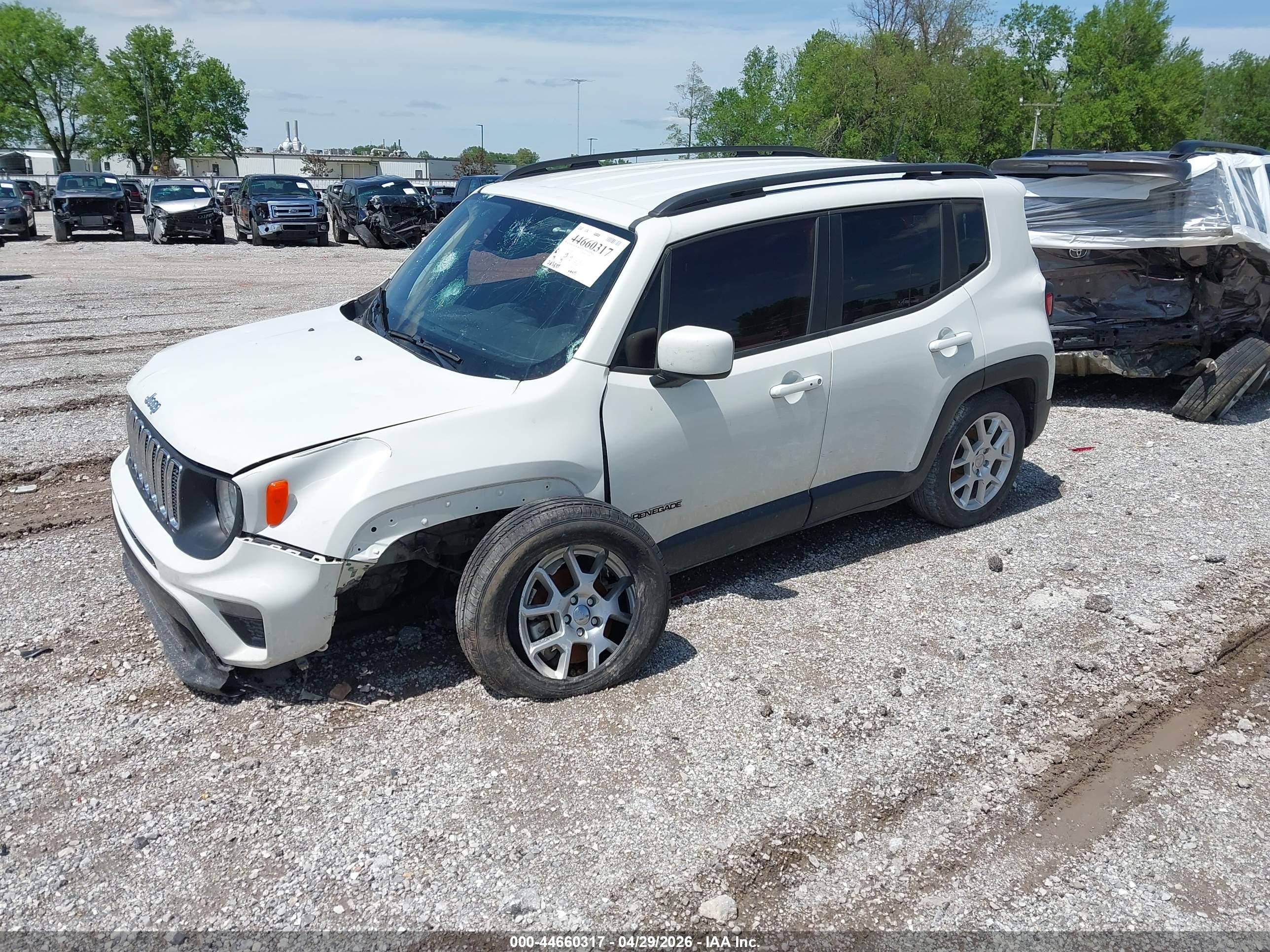 JEEP RENEGADE image 2