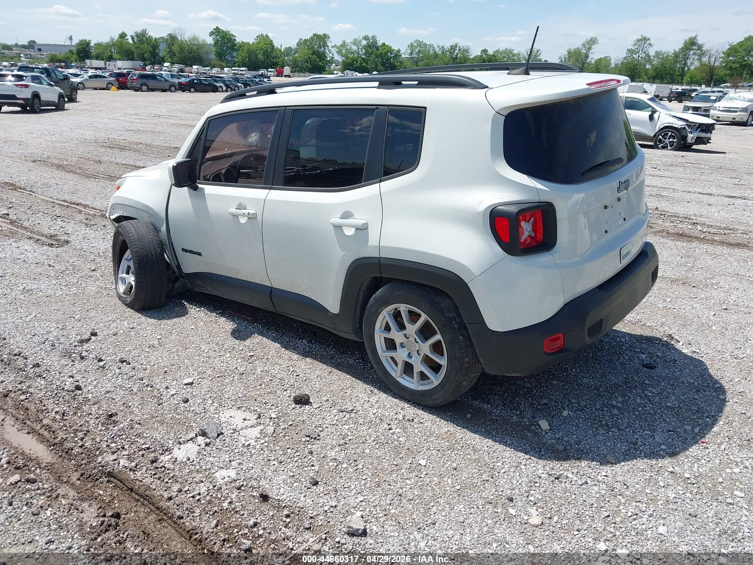 JEEP RENEGADE image 3