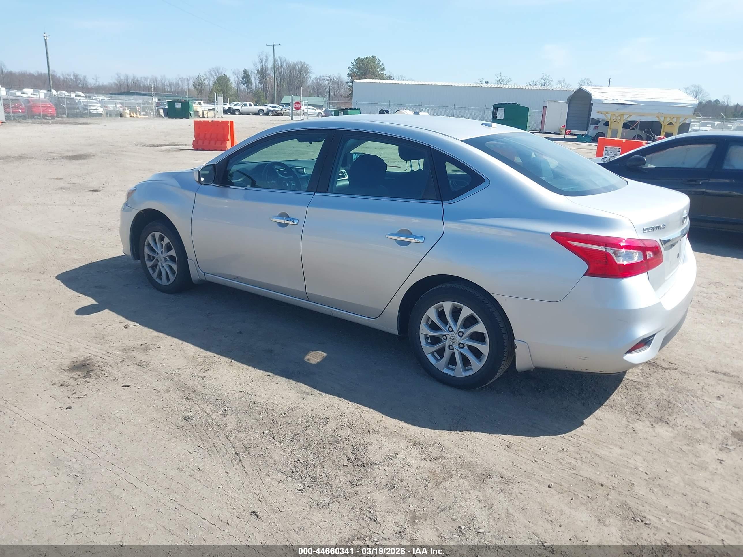 NISSAN SENTRA image 3