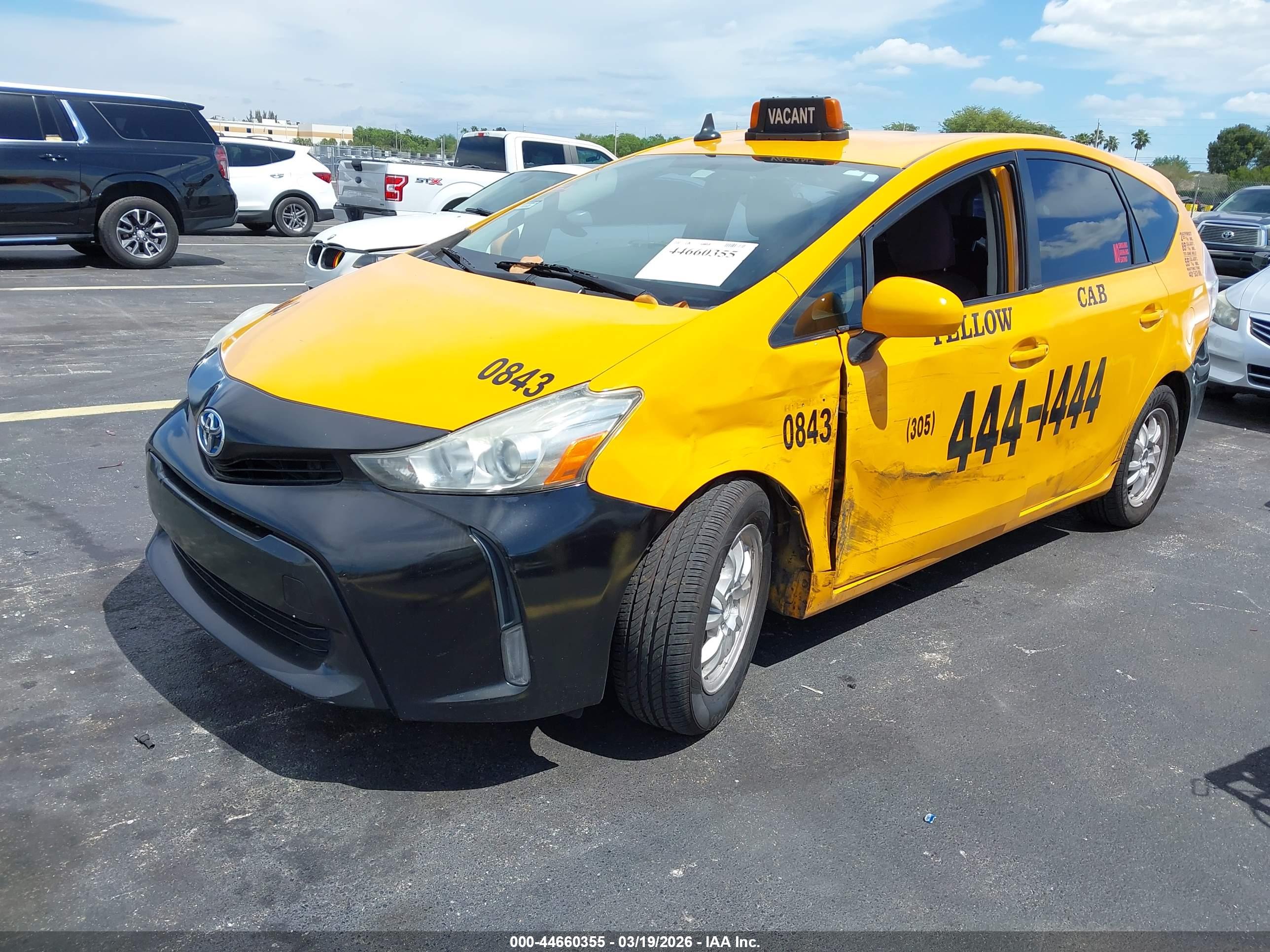 TOYOTA PRIUS image 2