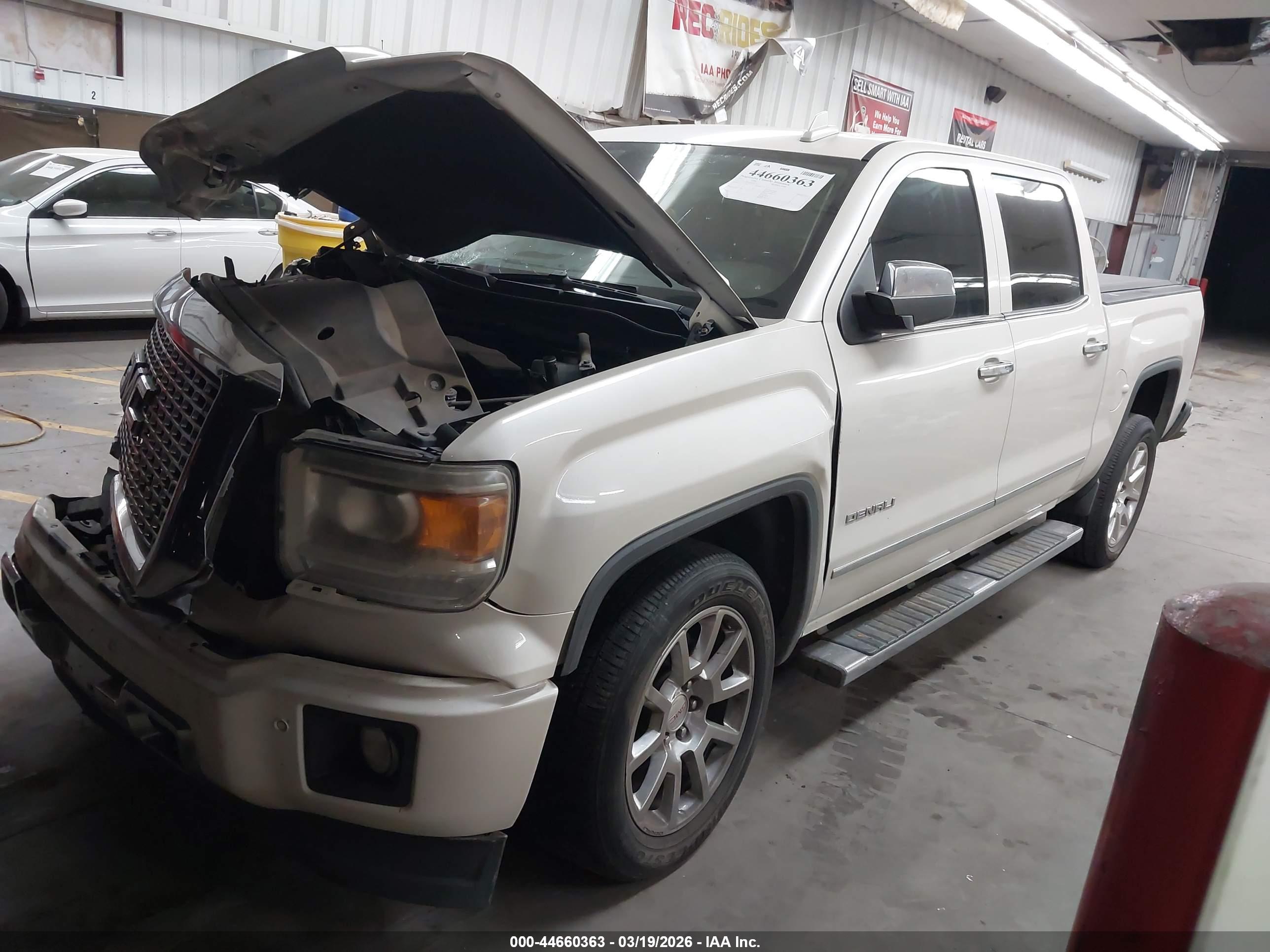 GMC SIERRA image 2