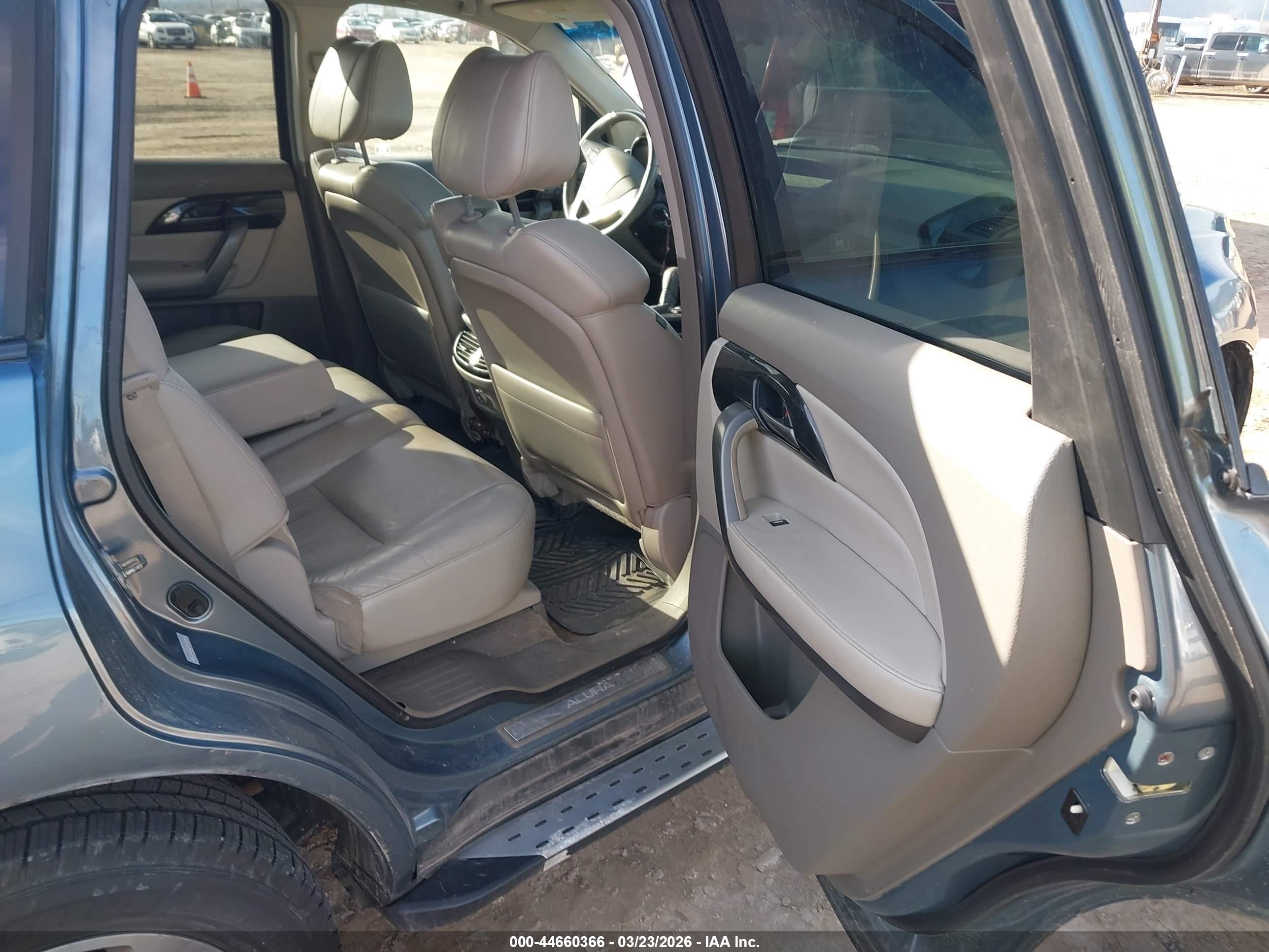 ACURA MDX image 8